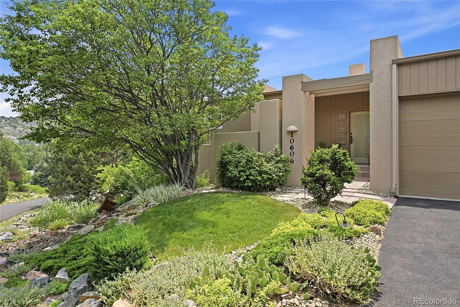 10606 Brown Fox Trail Littleton CO 80125 | MLS #REC8454167 08092026162351 1600 47