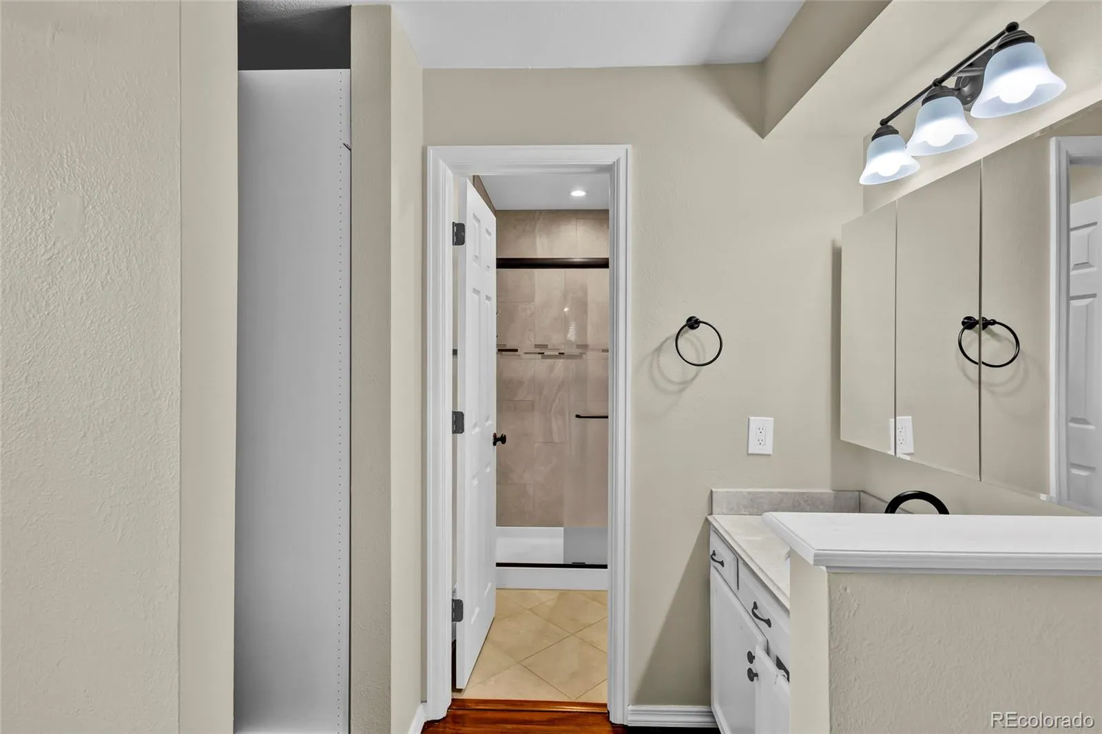 14702 E Evans Avenue Aurora CO 80014 MLS #REC8455030 04302026183213 1600 18