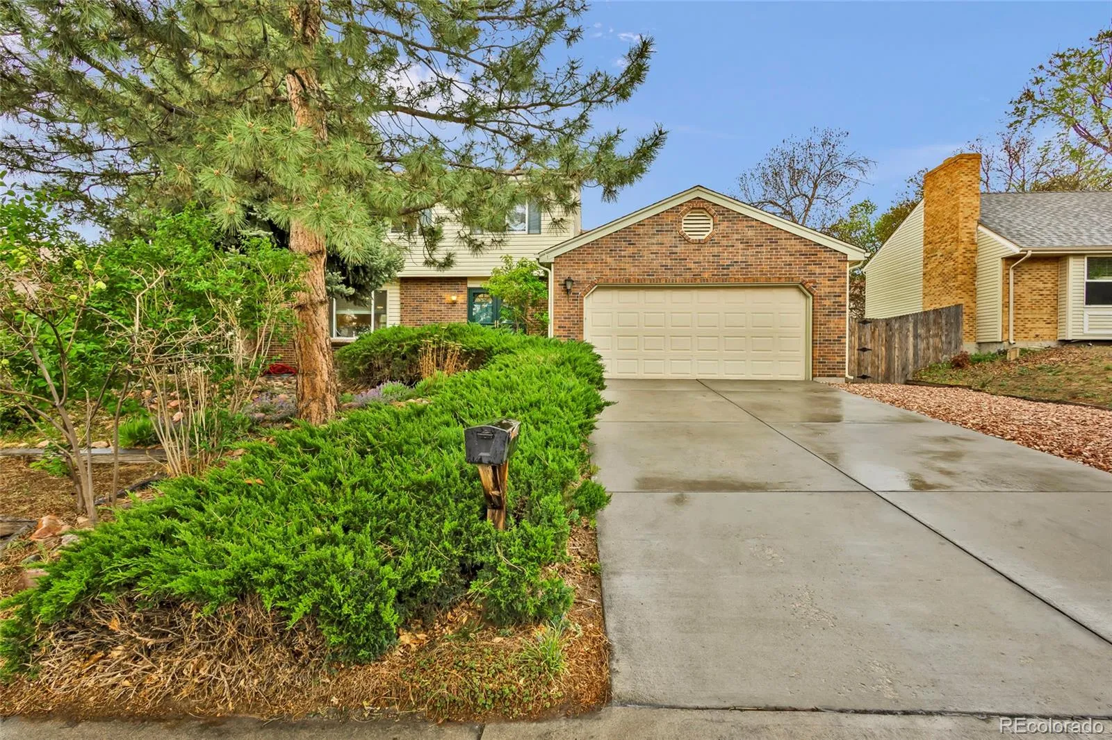14702 E Evans Avenue Aurora CO 80014 MLS #REC8455030 04302026183213 1600 32