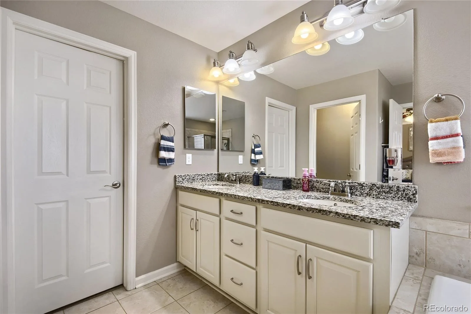 13942 Lexington Drive Parker CO 80134 MLS #REC8456286 07222026023247 1600 21