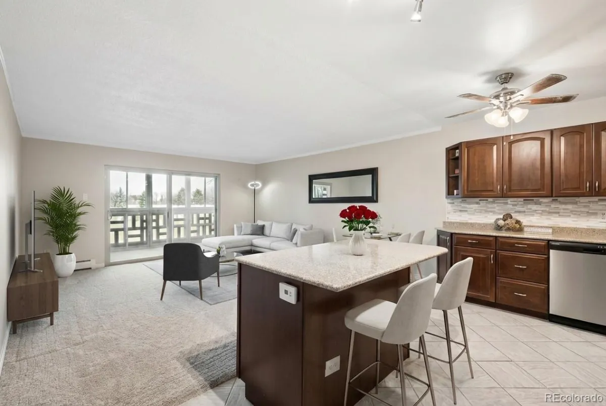 690 S Alton Way #6C Denver CO 80247 MLS #REC8457585 05212026192200 1200 3
