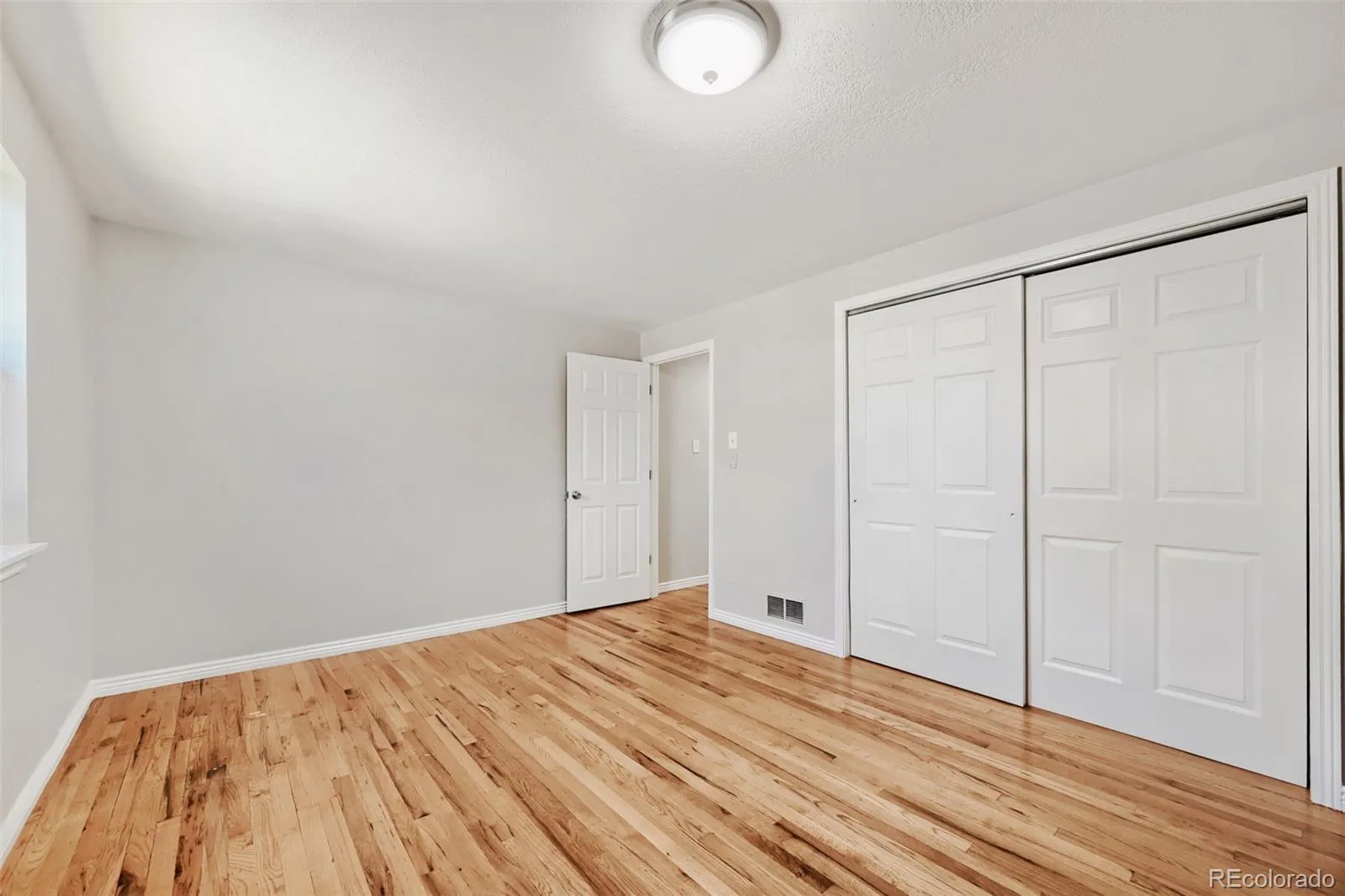 4895 Tejon Street Denver CO 80221 MLS #REC8458374 05182026230735 1600 21