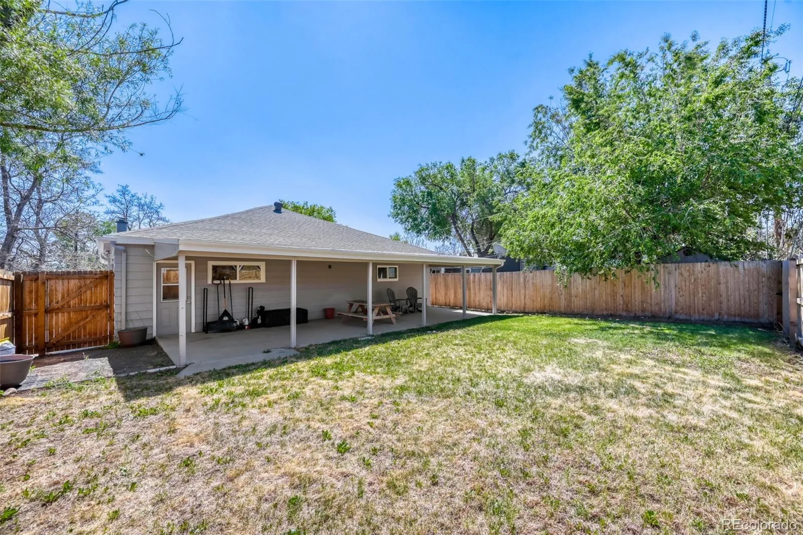 4895 Tejon Street Denver CO 80221 MLS #REC8458374 05182026230735 1600 27