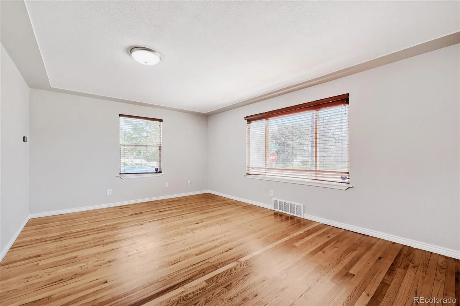 4895 Tejon Street Denver CO 80221 MLS #REC8458374 05182026230735 1600 6
