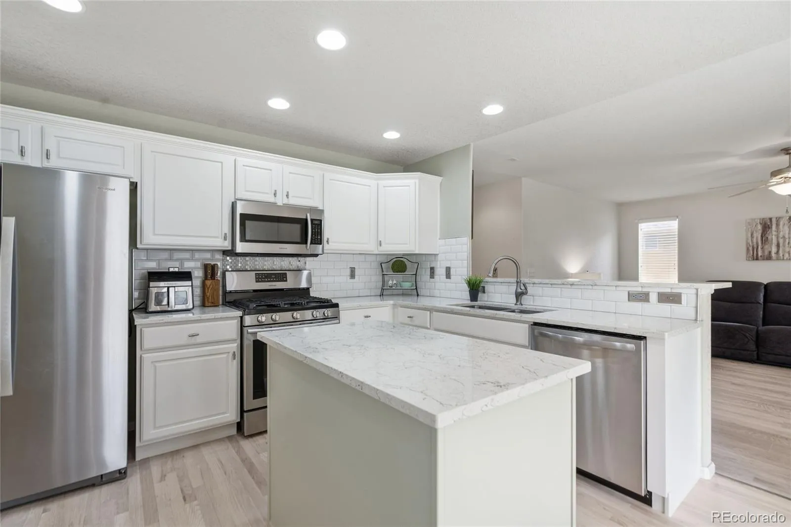 04042026150307 1600 10