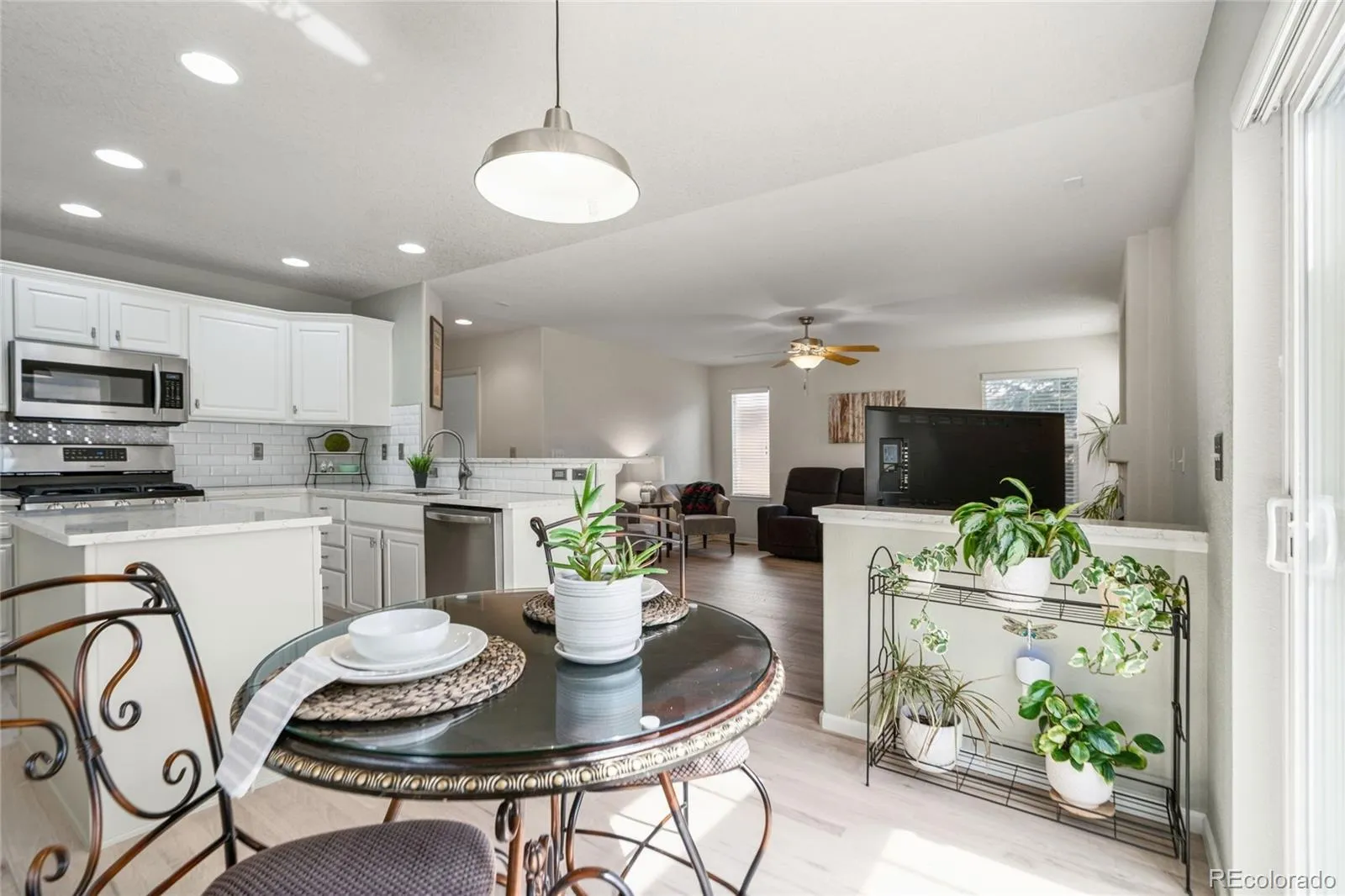 04042026150307 1600 15