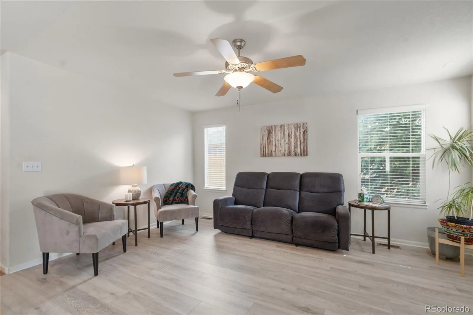 04042026150307 1600 16