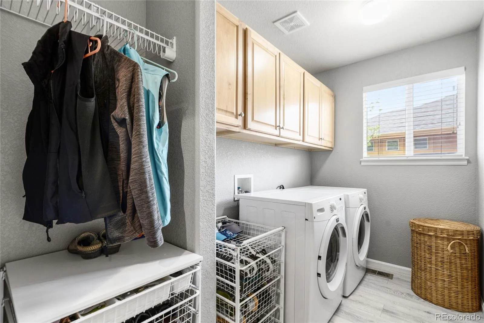 04042026150307 1600 33