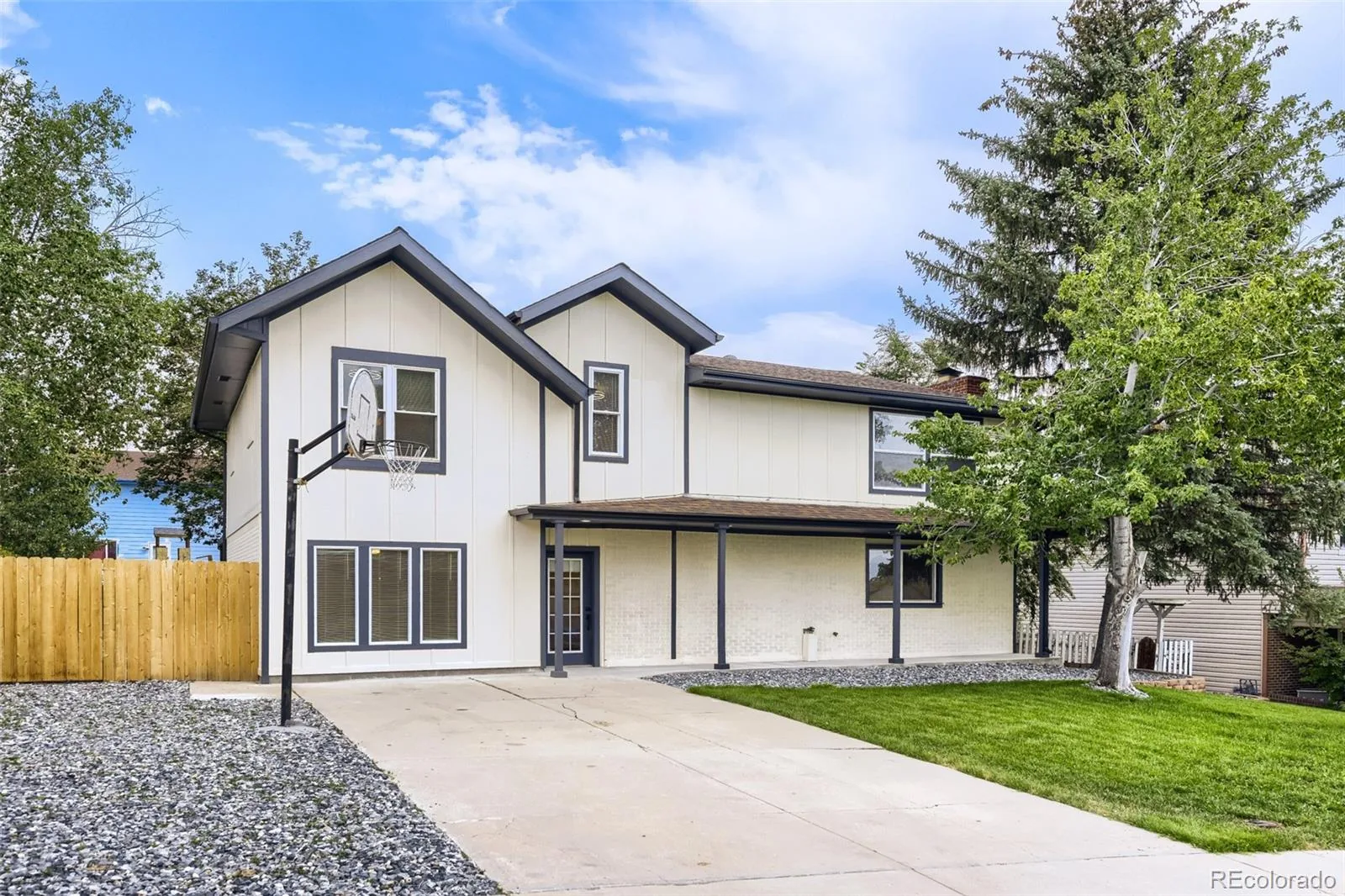 8956 Wagner Lane Westminster CO 80031 | MLS #REC8465522 08142026202824 1600 1