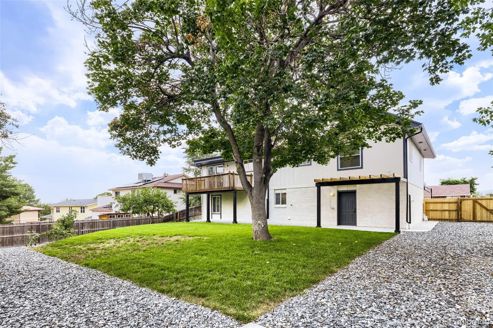 8956 Wagner Lane Westminster CO 80031 | MLS #REC8465522 08142026202824 1600 26