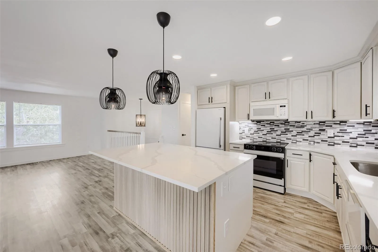8956 Wagner Lane Westminster CO 80031 | MLS #REC8465522 08142026202824 1600 8