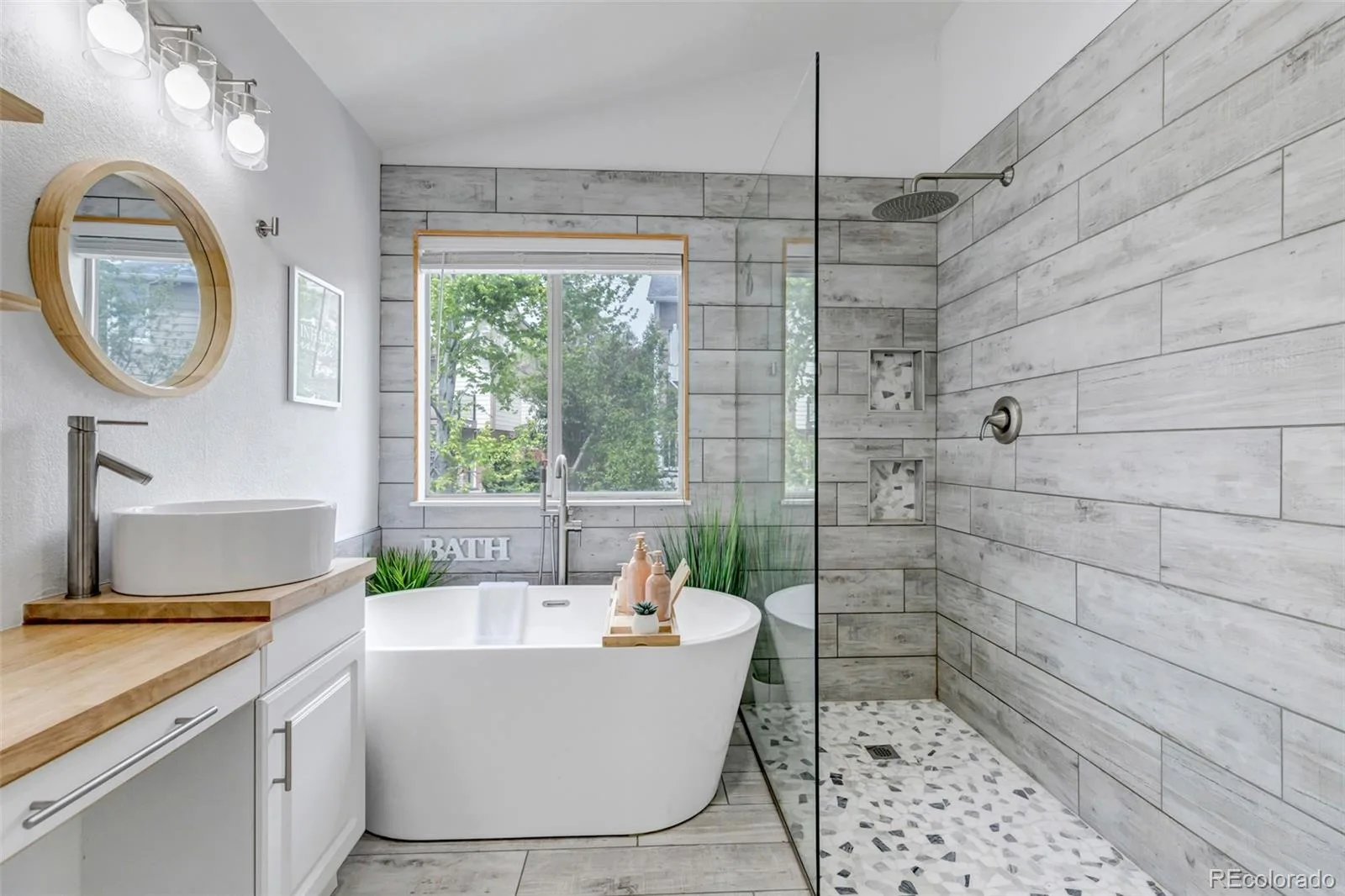 18215 E Warren Avenue Aurora CO 80013 | MLS #REC8465671 08122026174931 1600 24