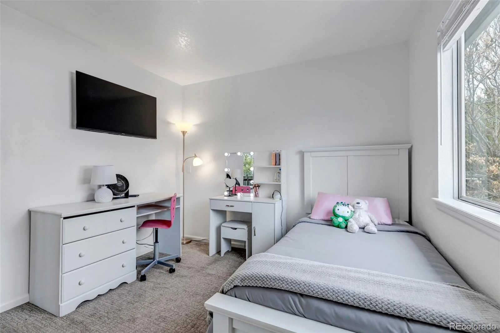 18215 E Warren Avenue Aurora CO 80013 | MLS #REC8465671 08122026174931 1600 31