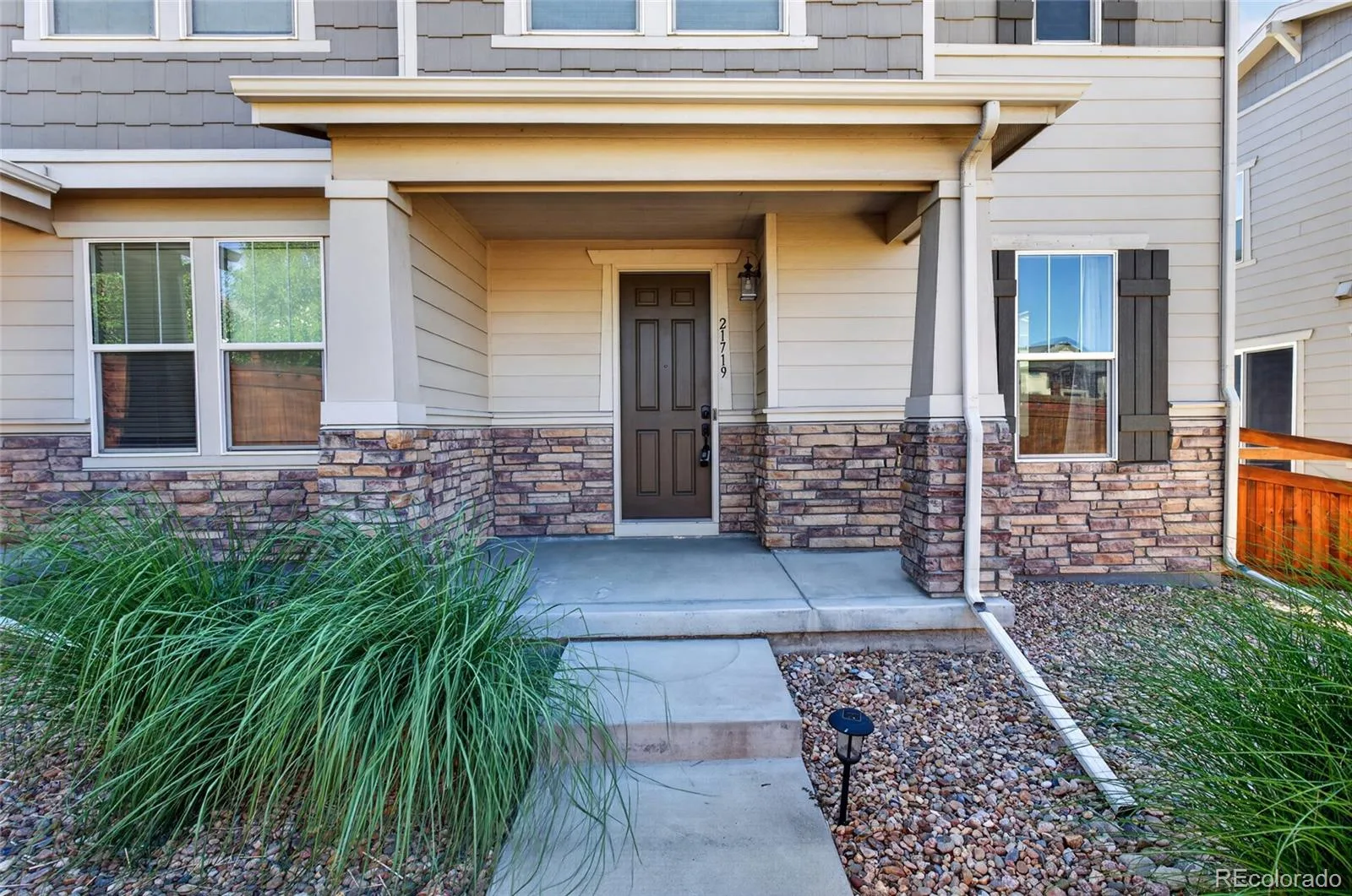 21719 E Quincy Circle Aurora CO 80015 | MLS #REC8466063 07032026005544 1600 14