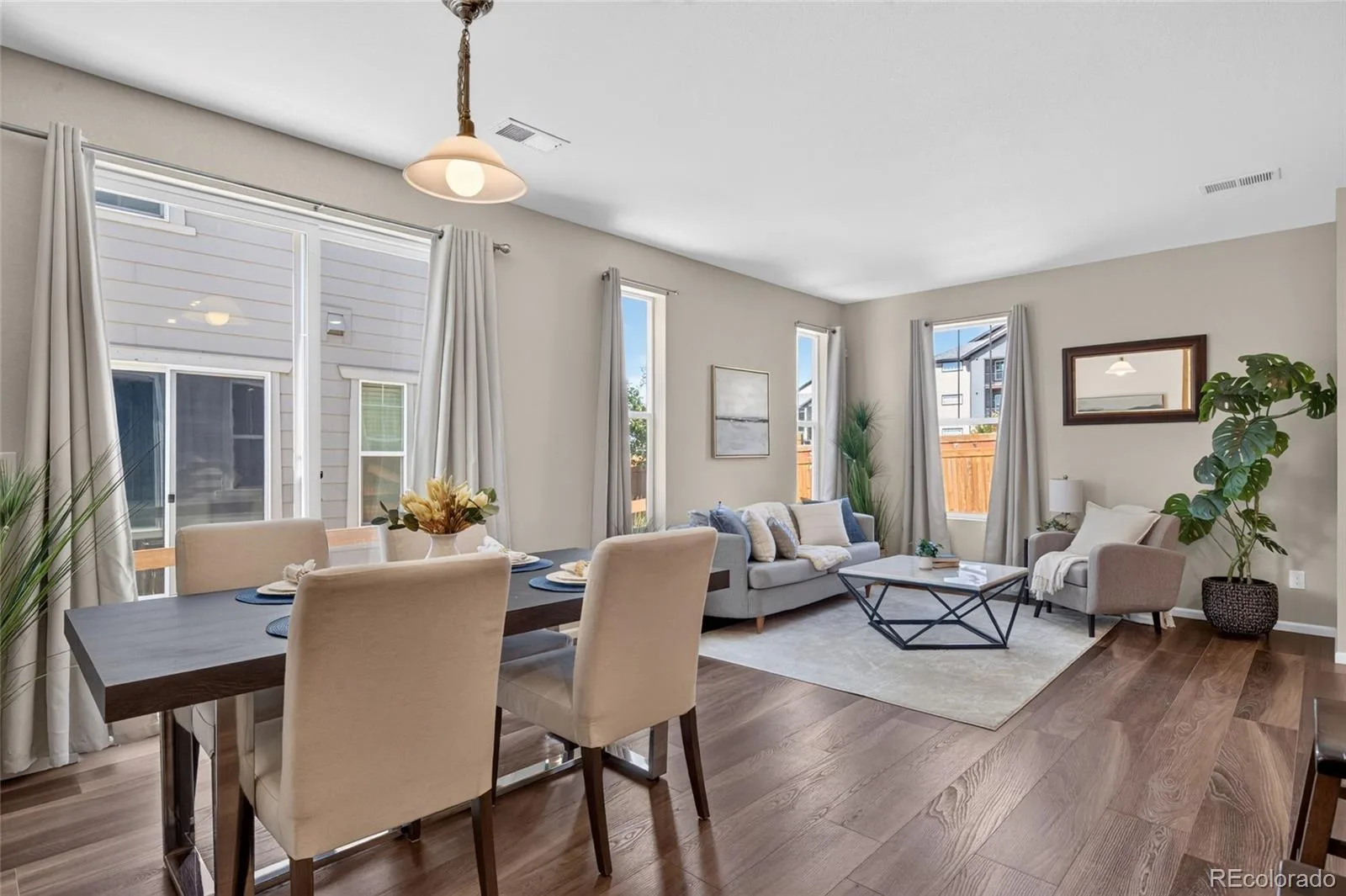 21719 E Quincy Circle Aurora CO 80015 | MLS #REC8466063 07032026005544 1600 17