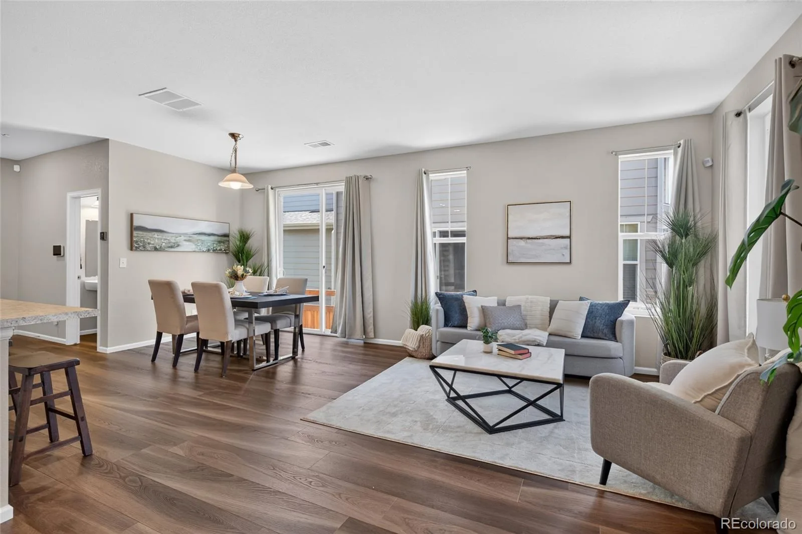 21719 E Quincy Circle Aurora CO 80015 | MLS #REC8466063 07032026005544 1600 2