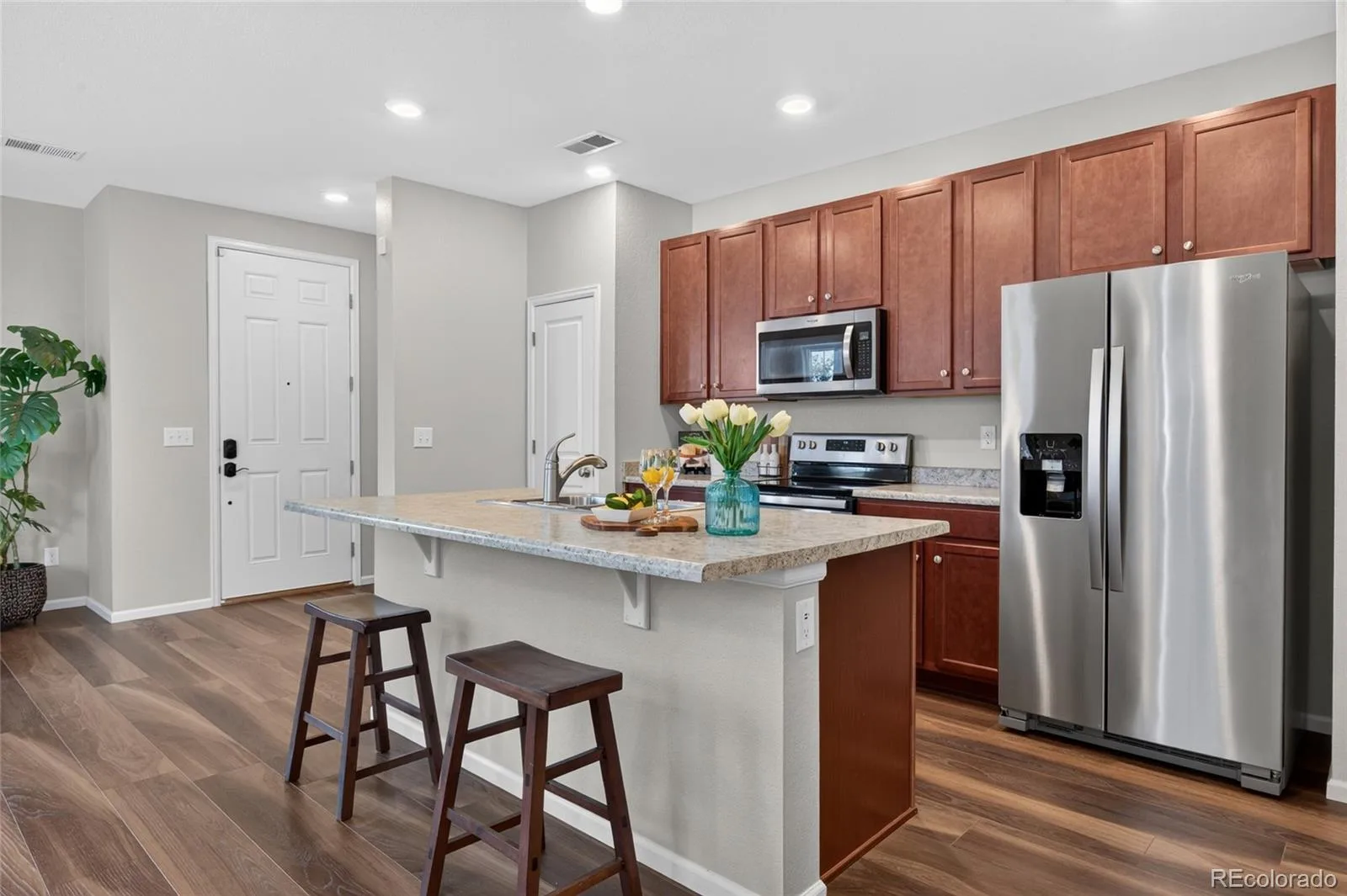 21719 E Quincy Circle Aurora CO 80015 | MLS #REC8466063 07032026005544 1600 22