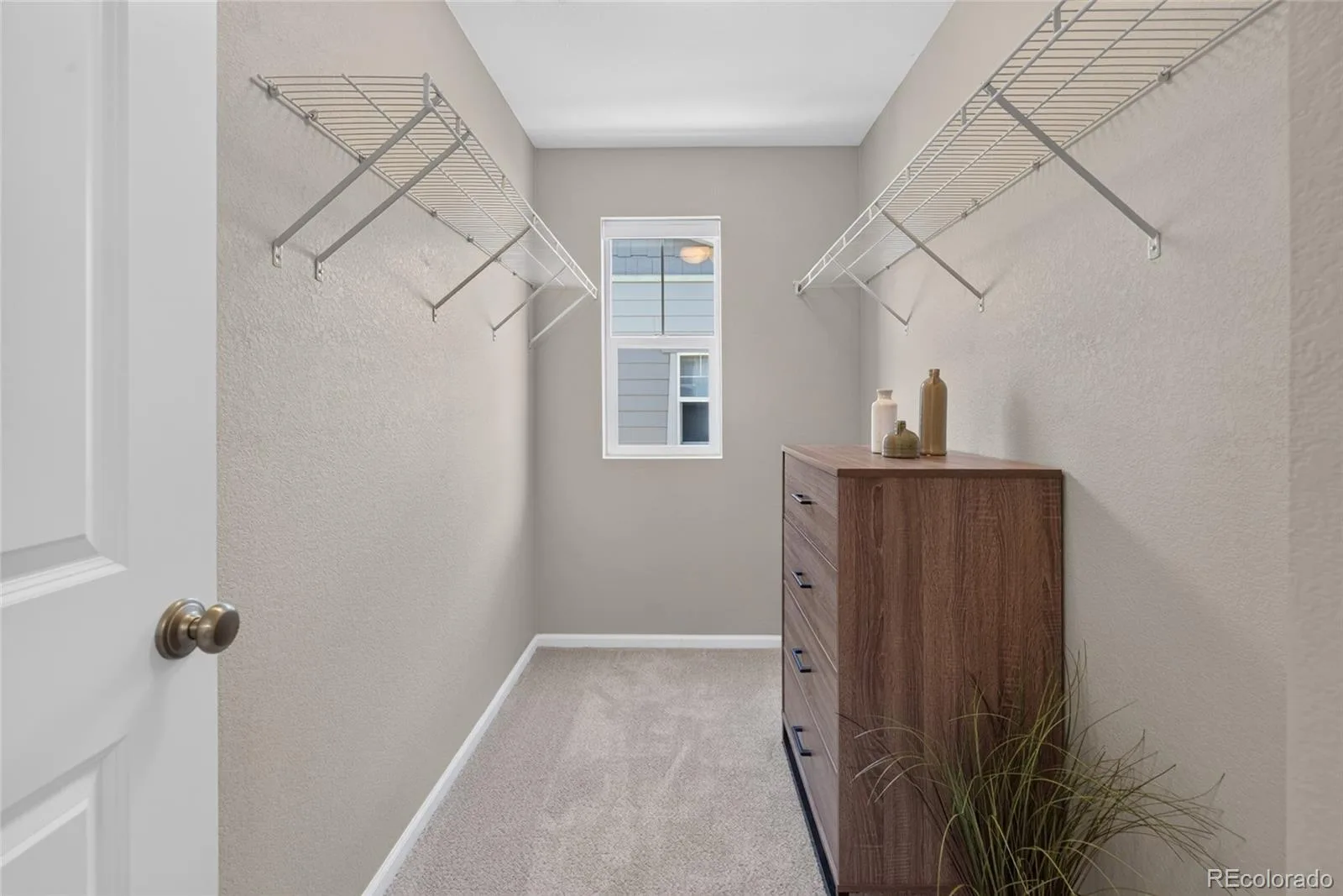21719 E Quincy Circle Aurora CO 80015 | MLS #REC8466063 07032026005544 1600 32