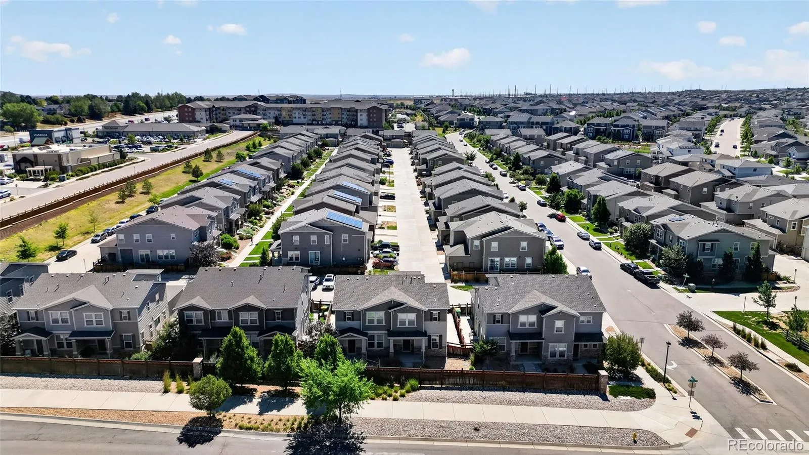 21719 E Quincy Circle Aurora CO 80015 | MLS #REC8466063 07032026005544 1600 45