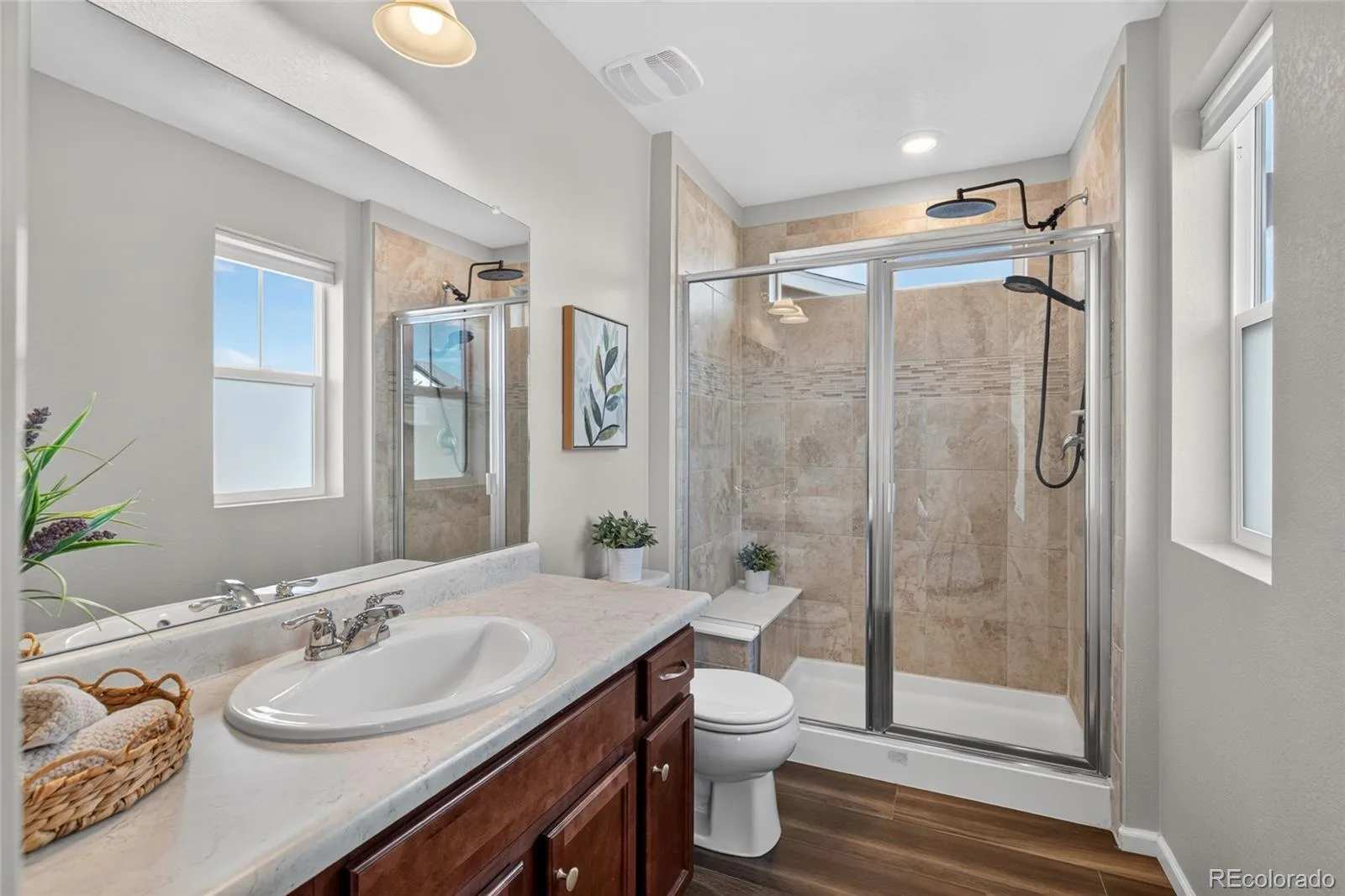 21719 E Quincy Circle Aurora CO 80015 | MLS #REC8466063 07032026005544 1600 8