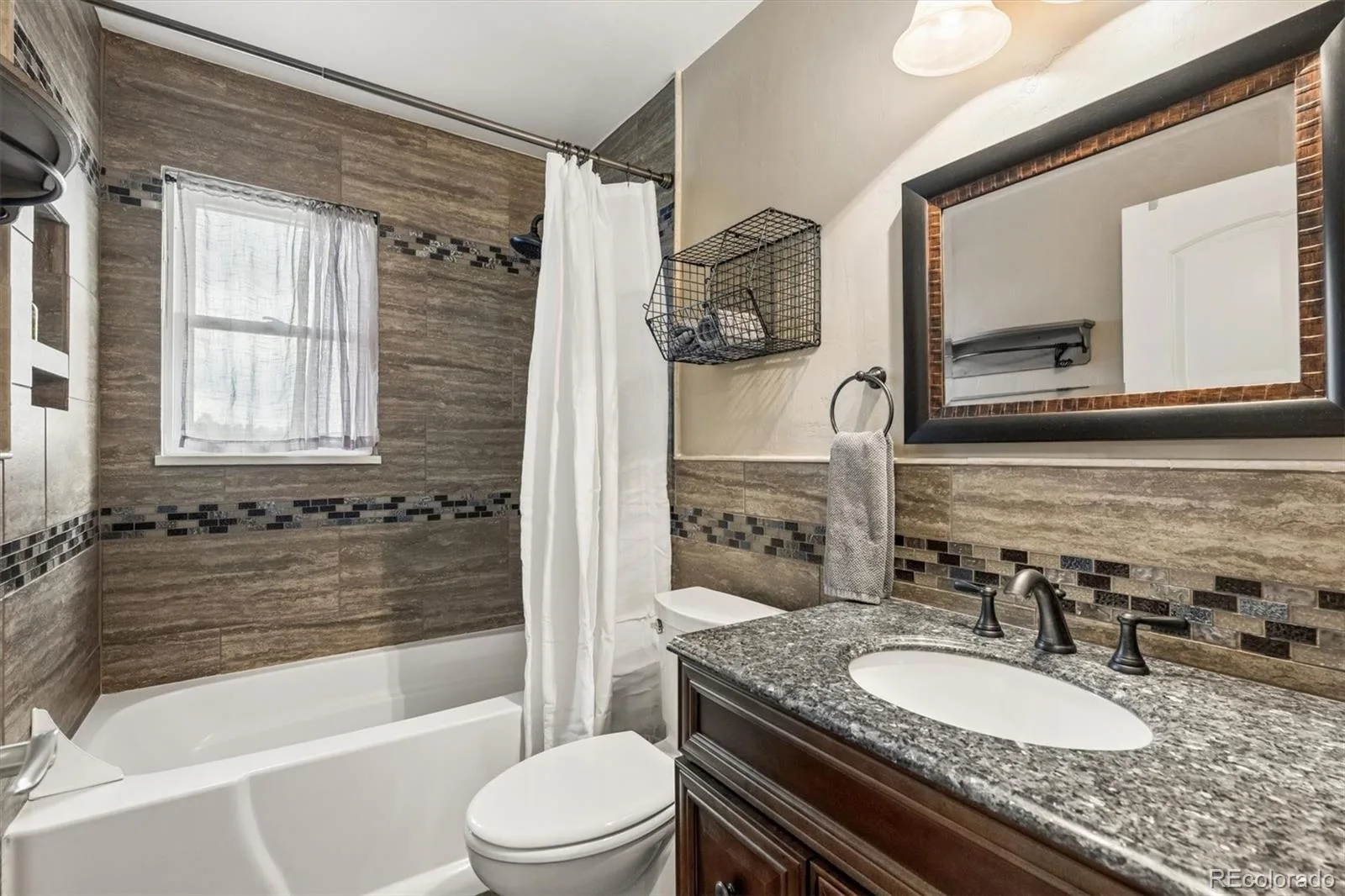 6573 S Kearney Circle Centennial CO 80111 MLS #REC8466400 05302026023544 1600 23