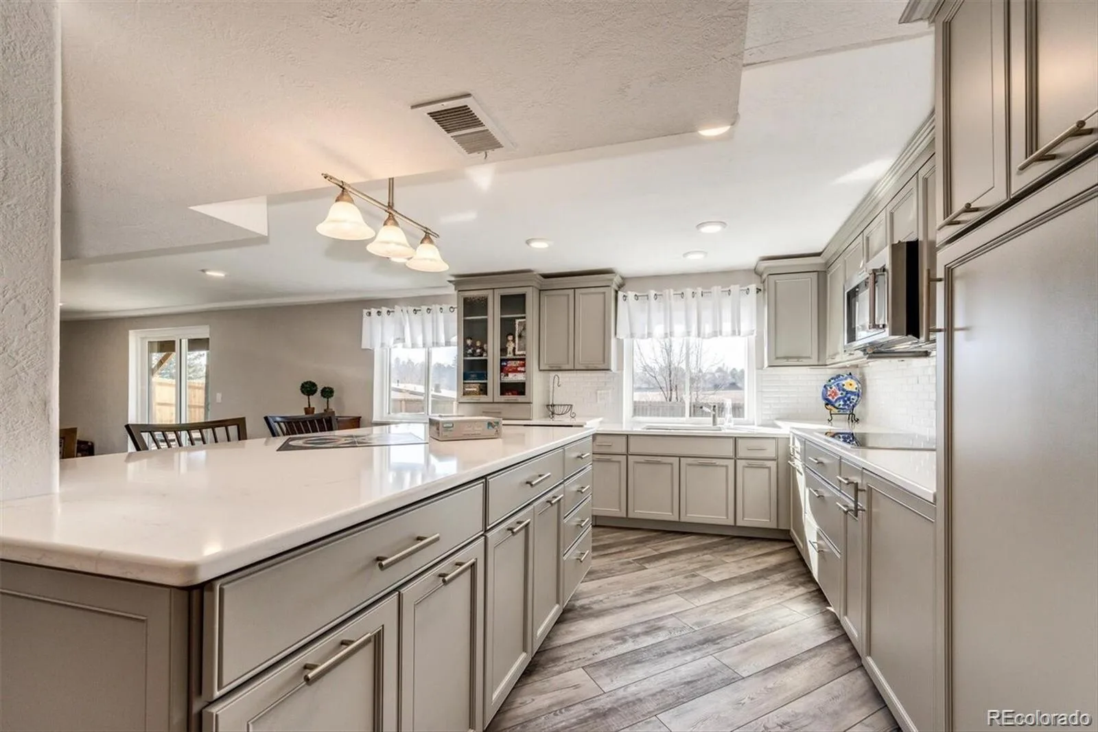 6573 S Kearney Circle Centennial CO 80111 MLS #REC8466400 05302026023544 1600 26