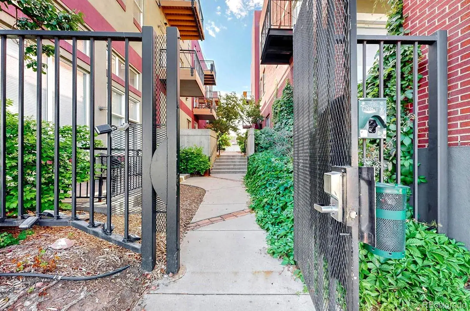 1521 Central Street #2D Denver CO 80211 MLS #REC8469009 02042026195124 1600 23