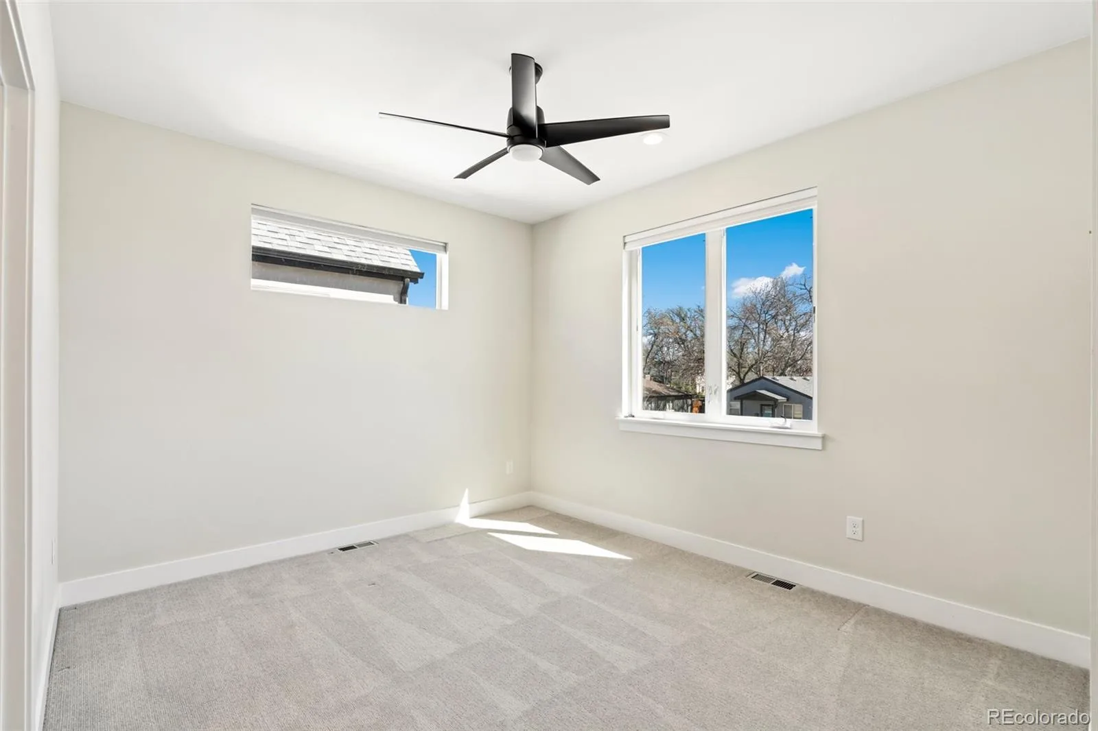 3075 S Delaware Street Englewood CO 80110 | MLS #REC8470214 09082026130441 1600 18