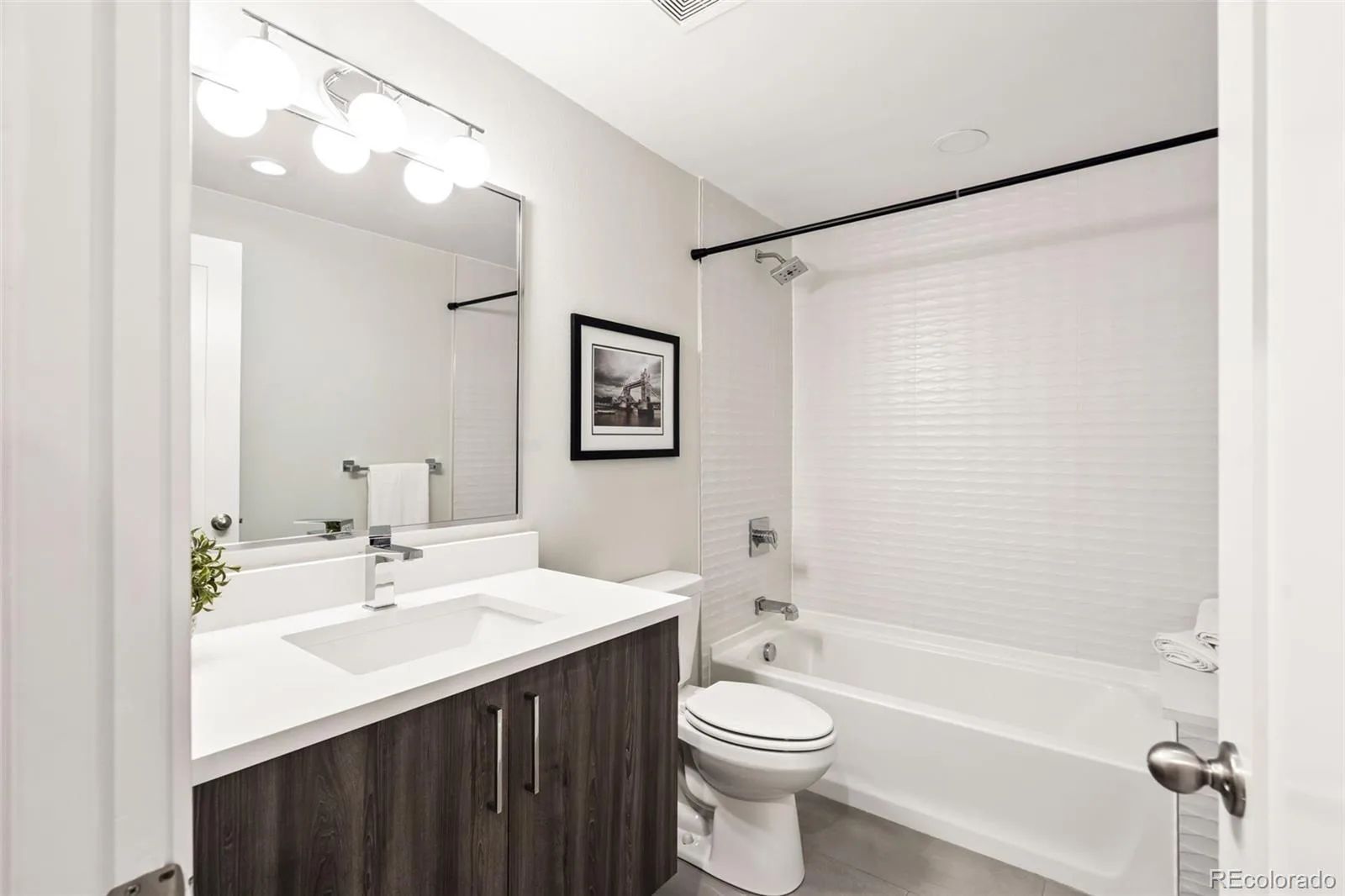 3075 S Delaware Street Englewood CO 80110 | MLS #REC8470214 09082026130441 1600 20