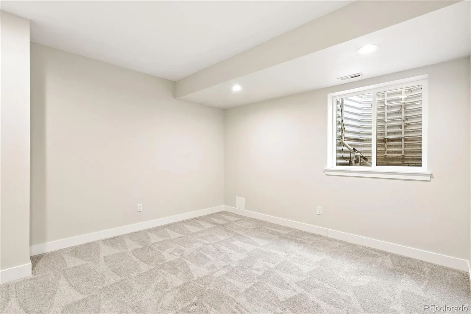 3075 S Delaware Street Englewood CO 80110 | MLS #REC8470214 09082026130441 1600 23