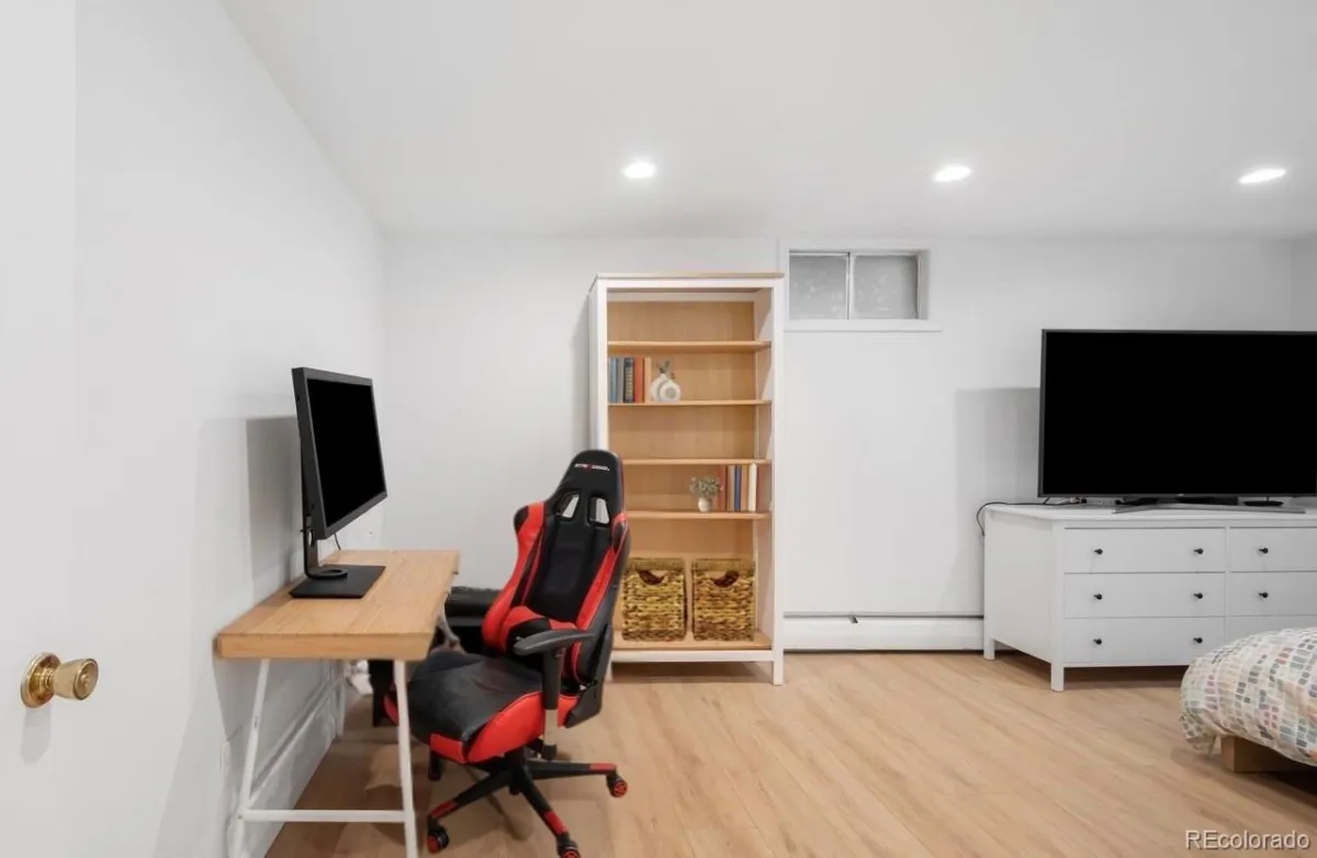 443 S Niagara Street Denver CO 80224 MLS #REC8470366 05142026235035 1200 33