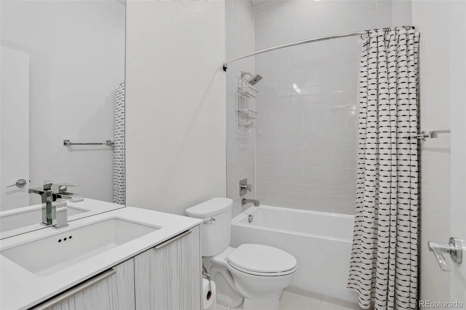 2412 W 44th Avenue Denver CO 80211 | MLS #REC8470649 08282026164739 1600 22