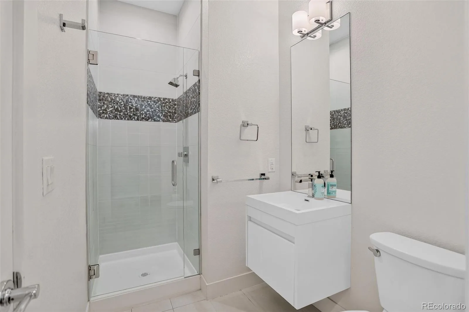 2412 W 44th Avenue Denver CO 80211 | MLS #REC8470649 08282026164739 1600 27
