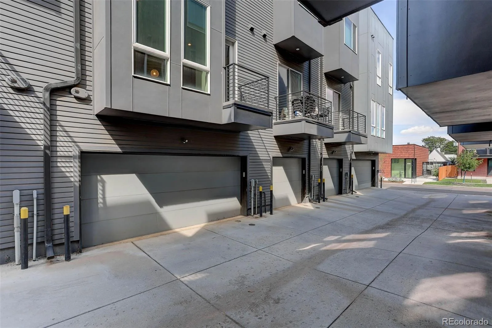 2412 W 44th Avenue Denver CO 80211 | MLS #REC8470649 08282026164739 1600 41