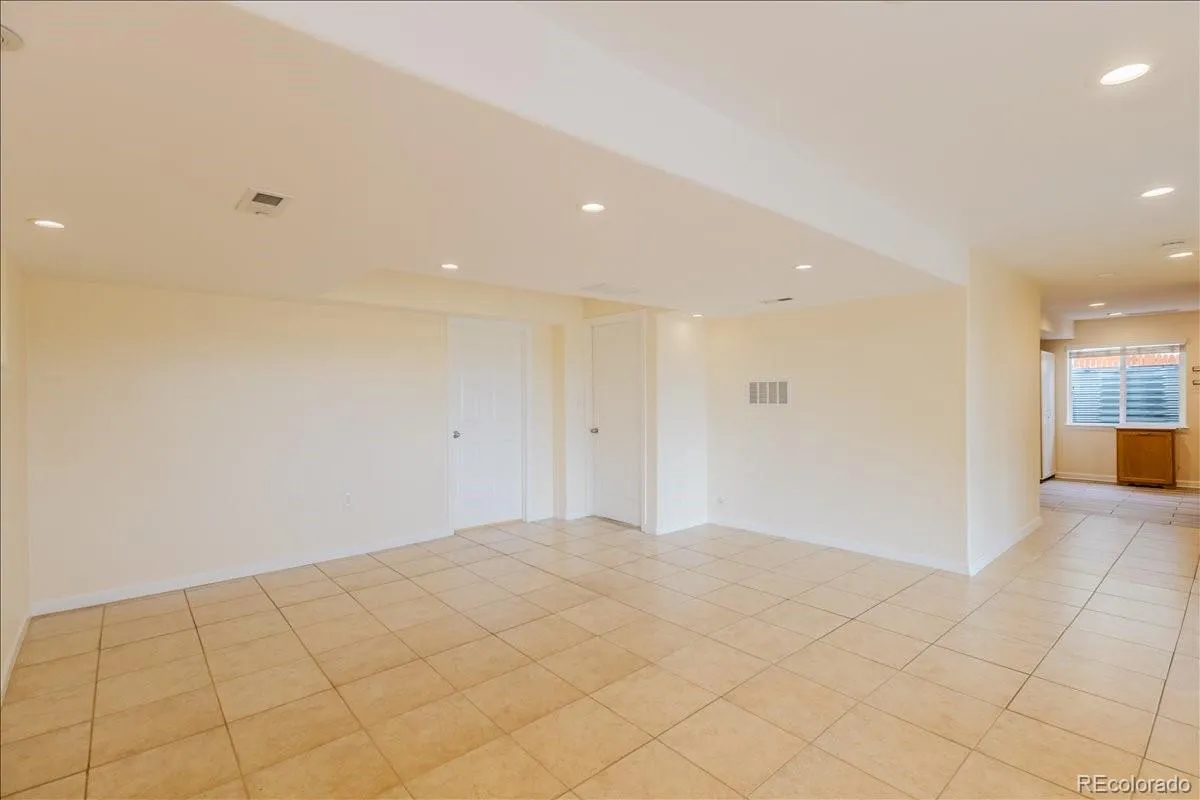 04172026220755 1200 22