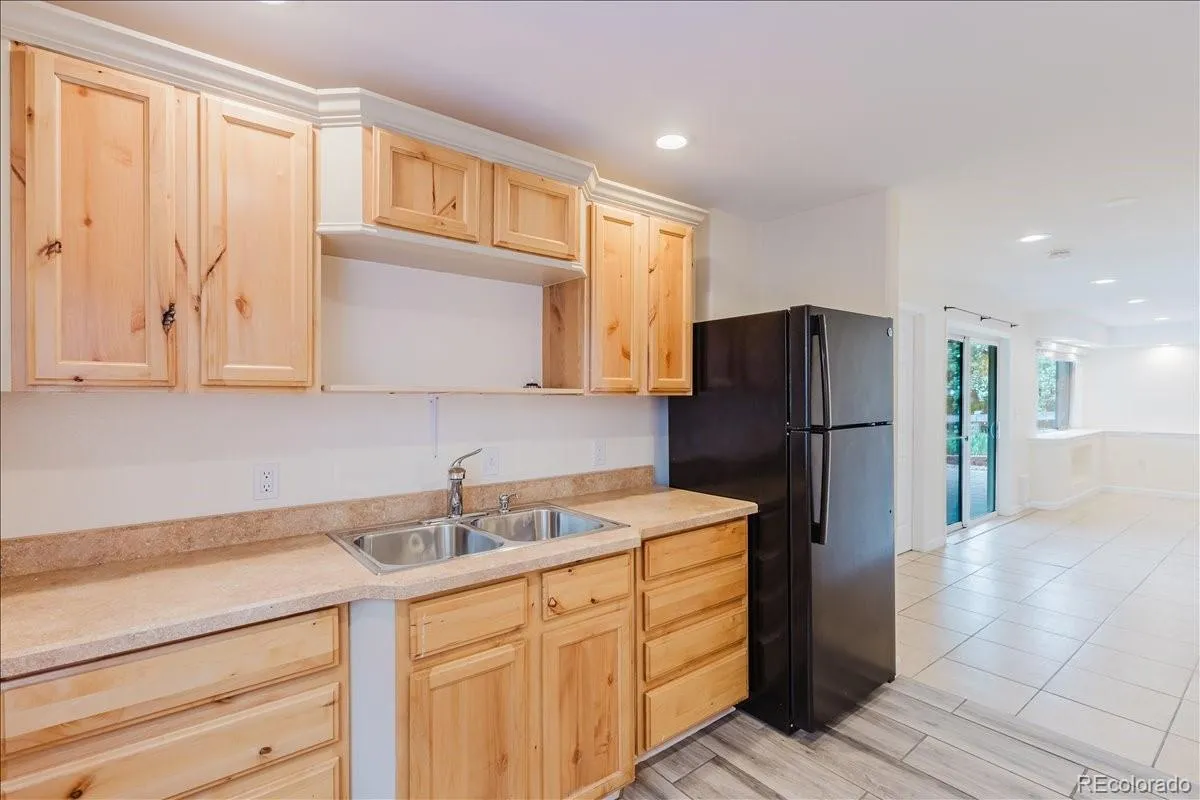 04172026220755 1200 25