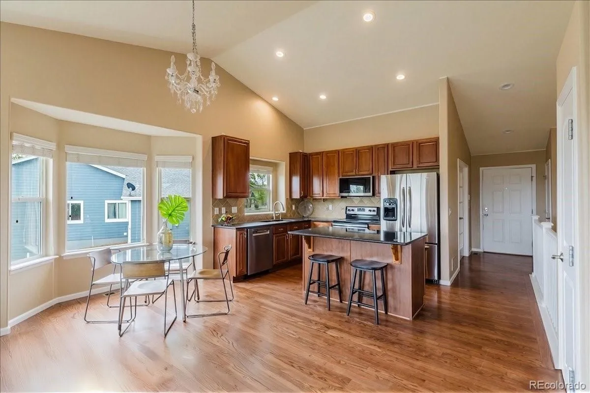 04172026220755 1200 7