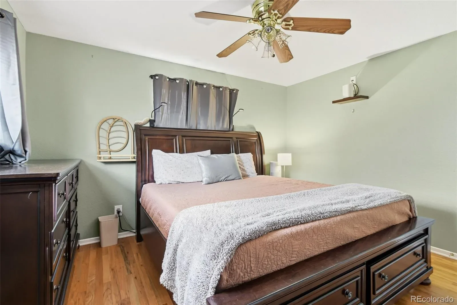 03192026213459 1600 16