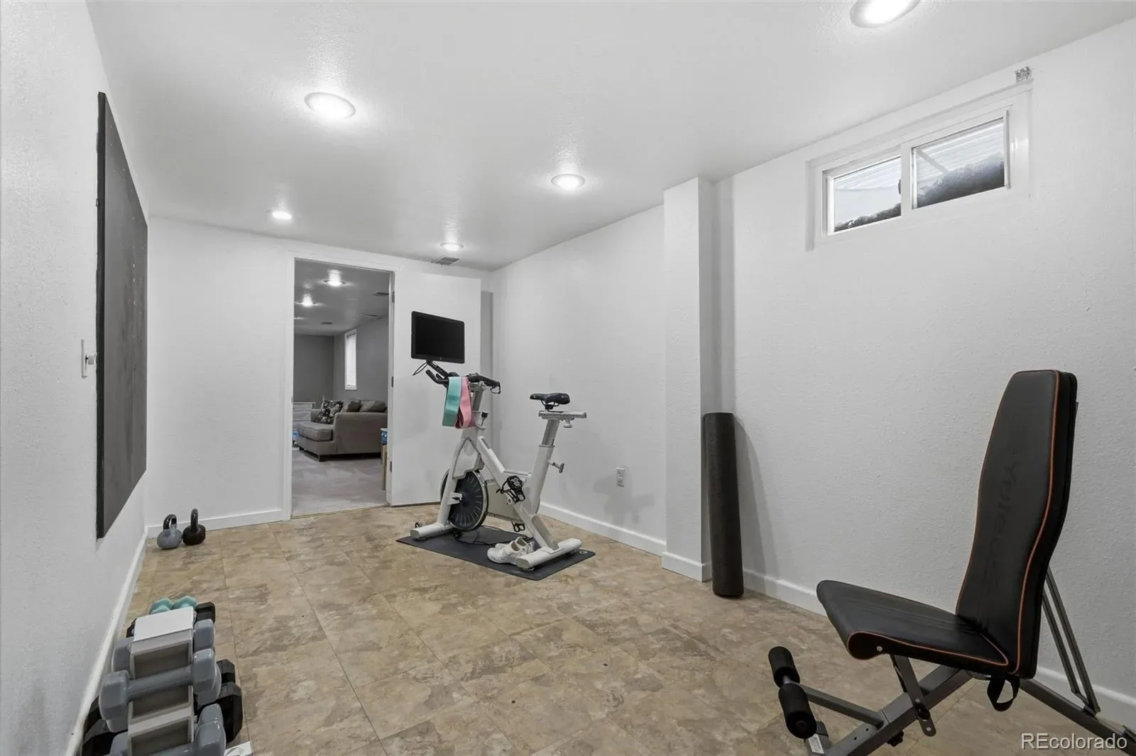 03192026213459 1600 23