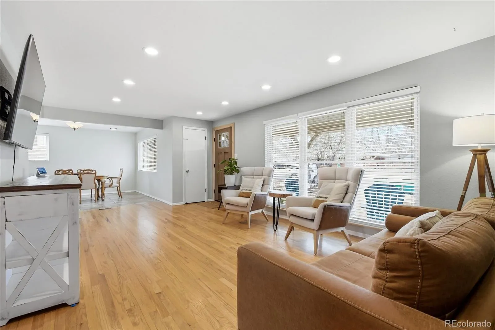 03192026213459 1600 5