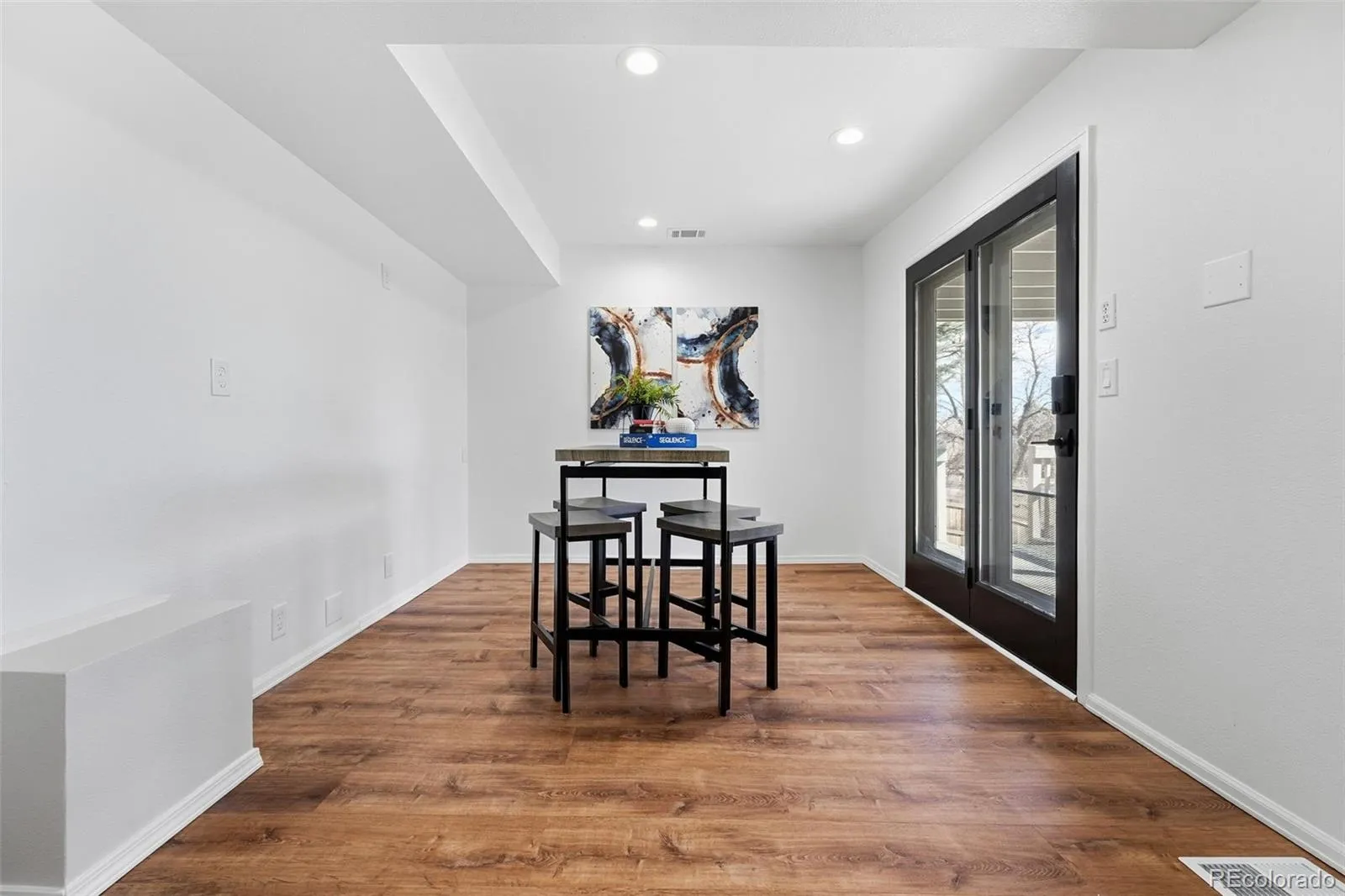 04152026032006 1600 21