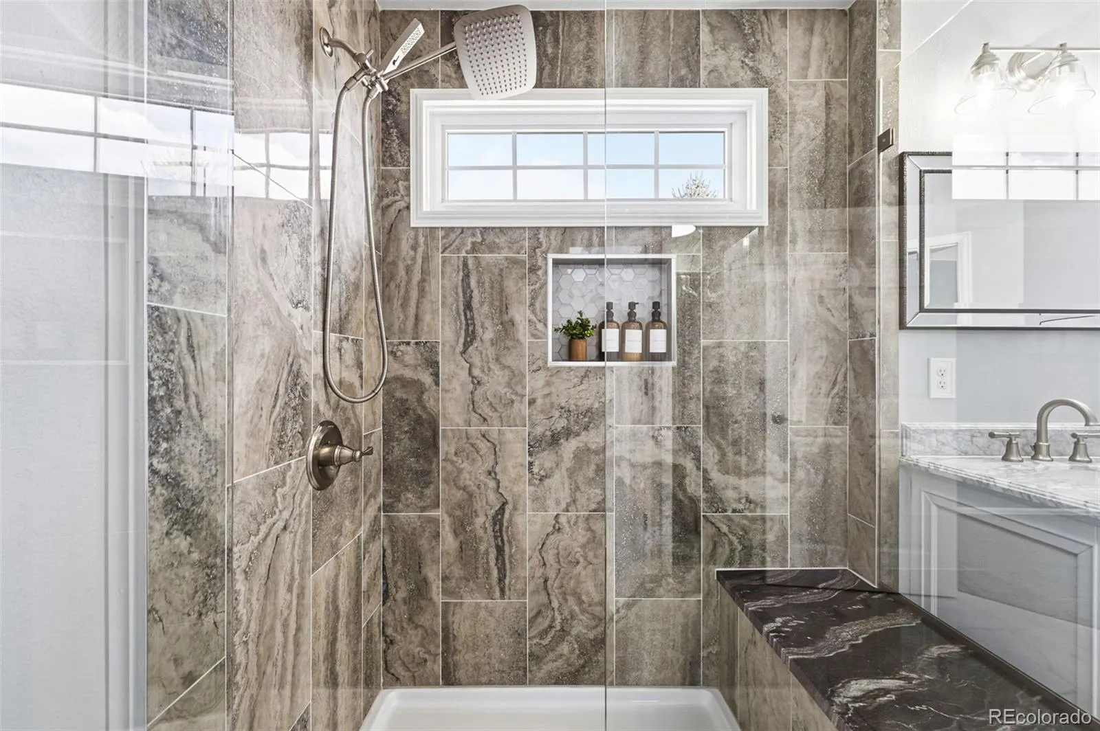 04152026032006 1600 3