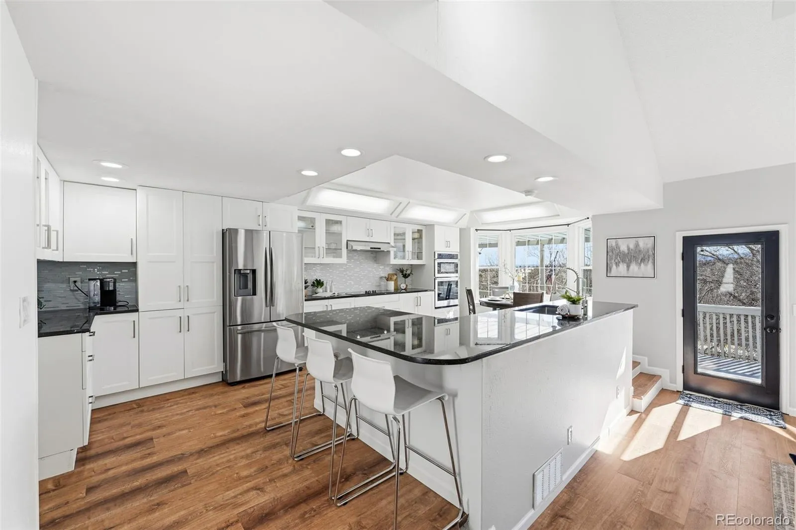 04152026032006 1600 6