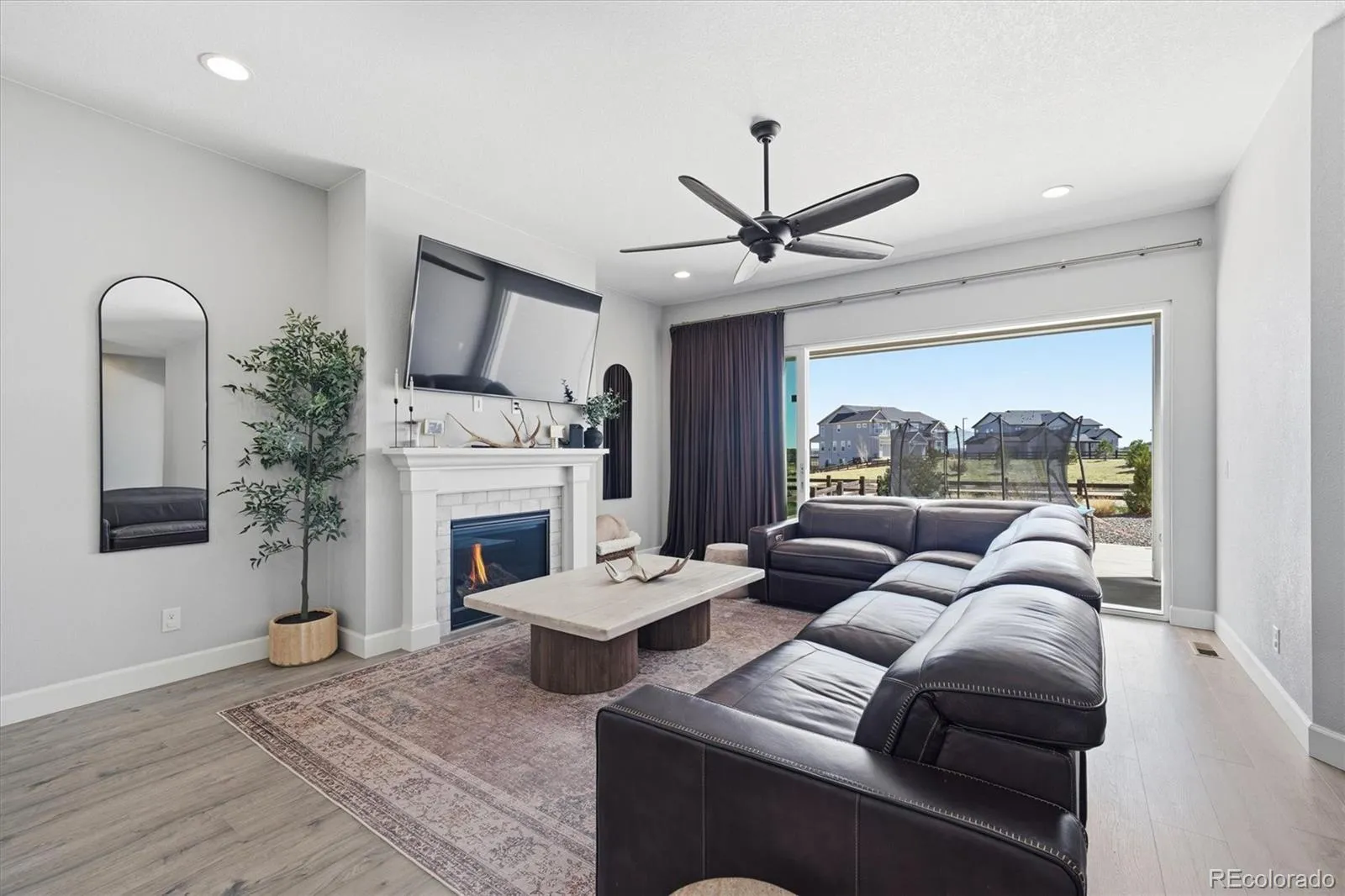 3258 Carabiner Street Castle Rock CO 80108 MLS #REC8475558 05182026183229 1600 3