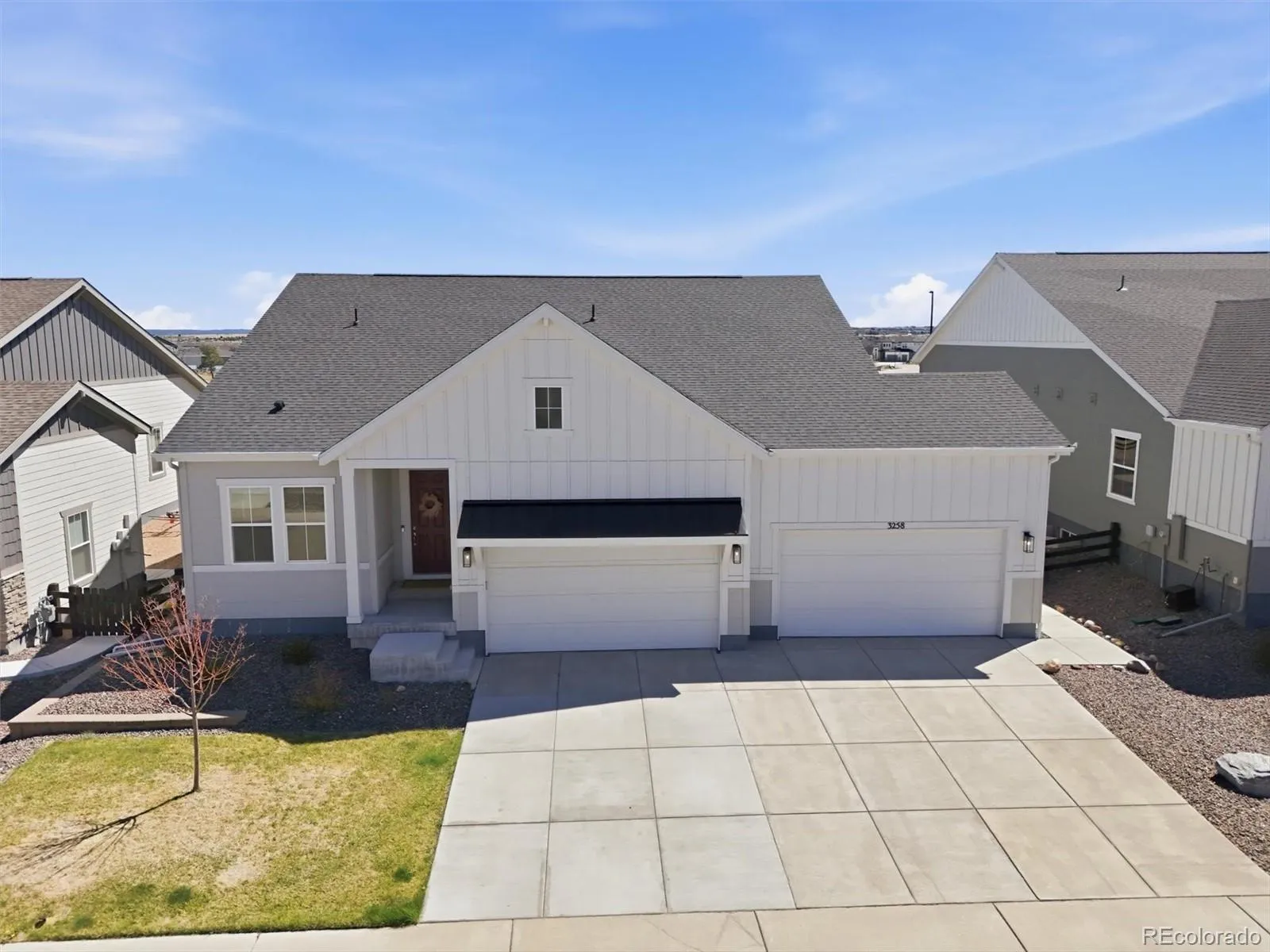 3258 Carabiner Street Castle Rock CO 80108 MLS #REC8475558 05182026183229 1600 6