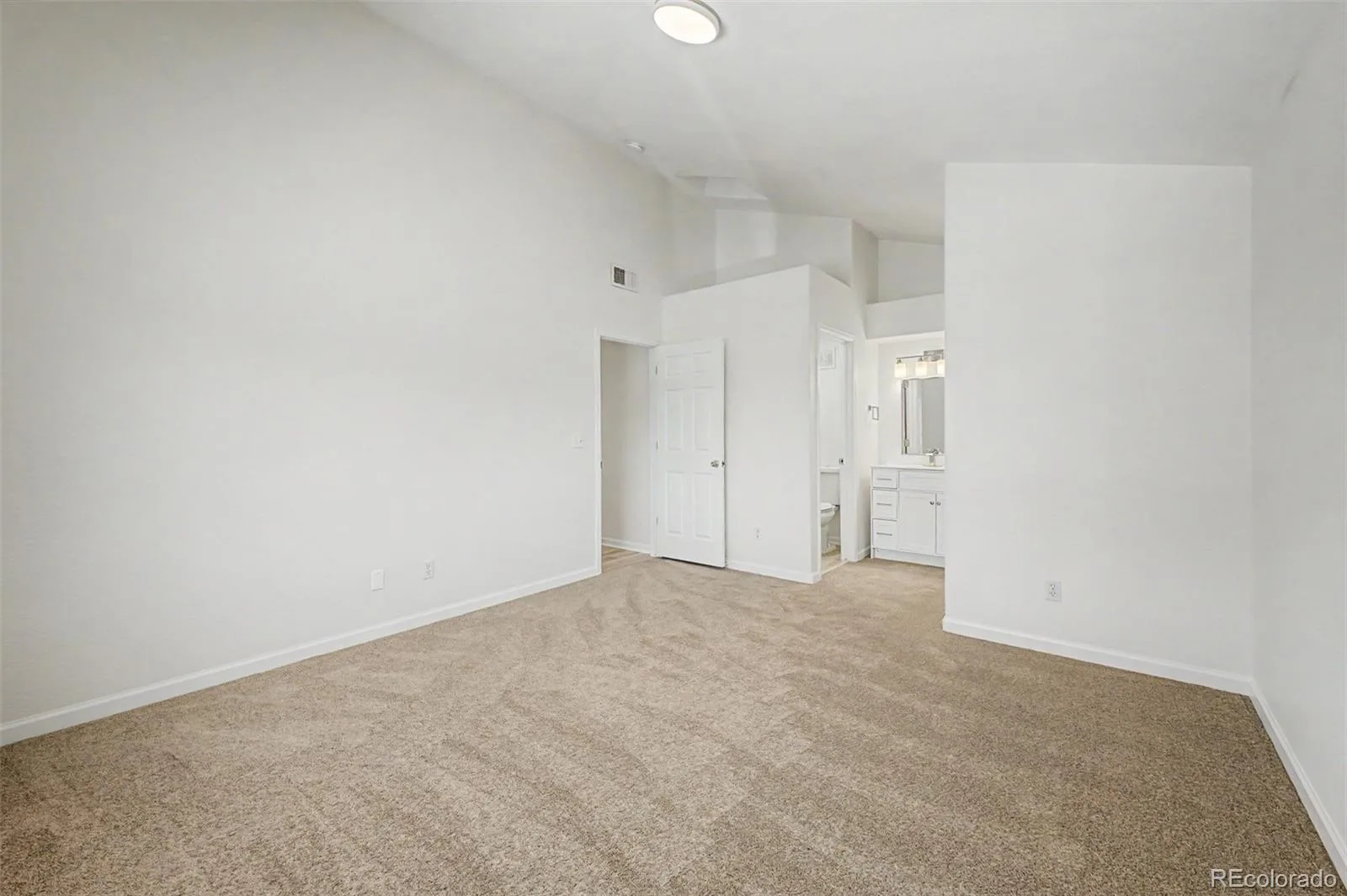 1000 S Yampa Street #203 Aurora CO 80017 | MLS #REC8481023 06142026050209 1600 19