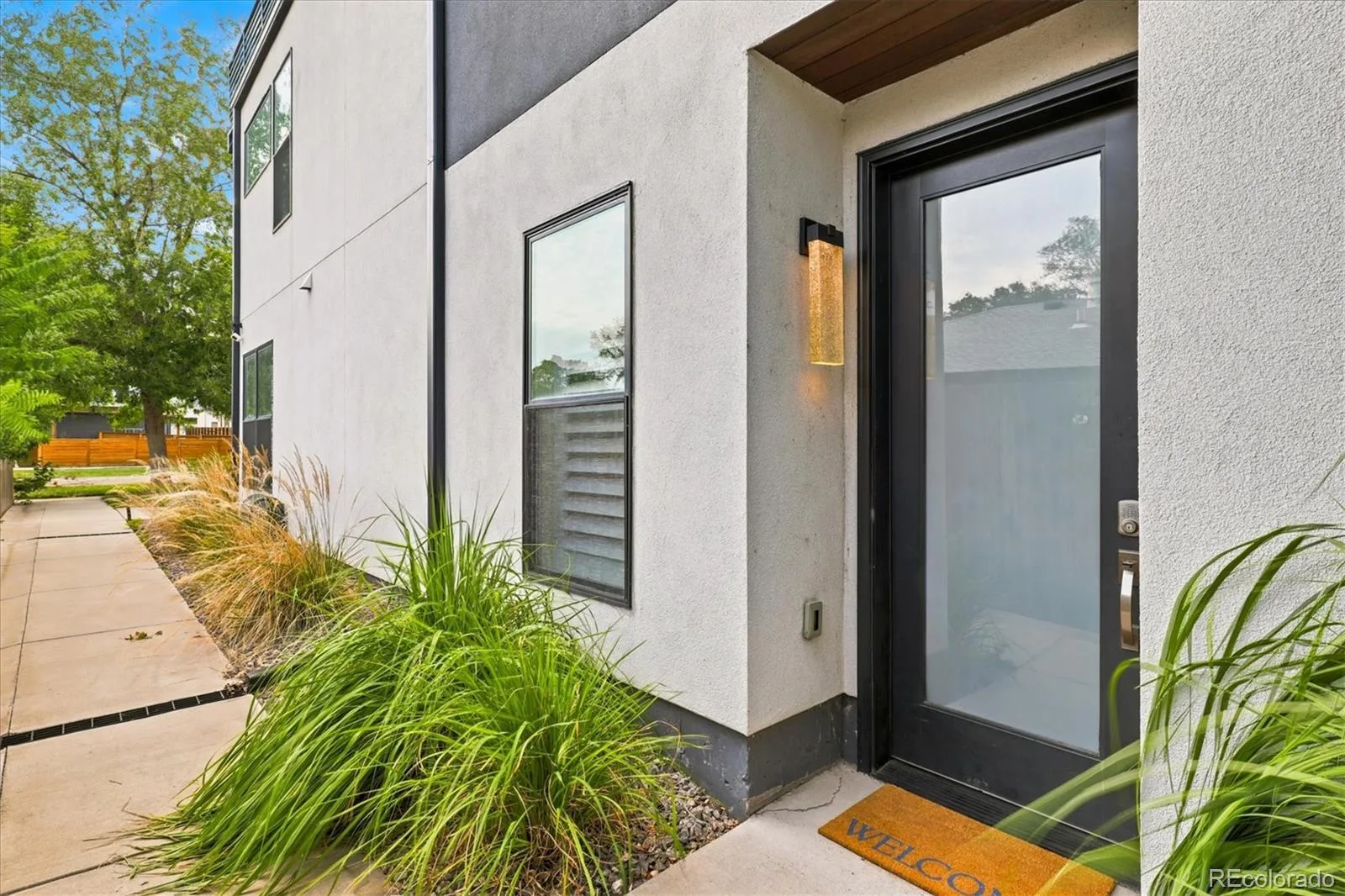 1714 Hooker Street Denver CO 80204 | MLS #REC8483501 08272026002049 1600 2