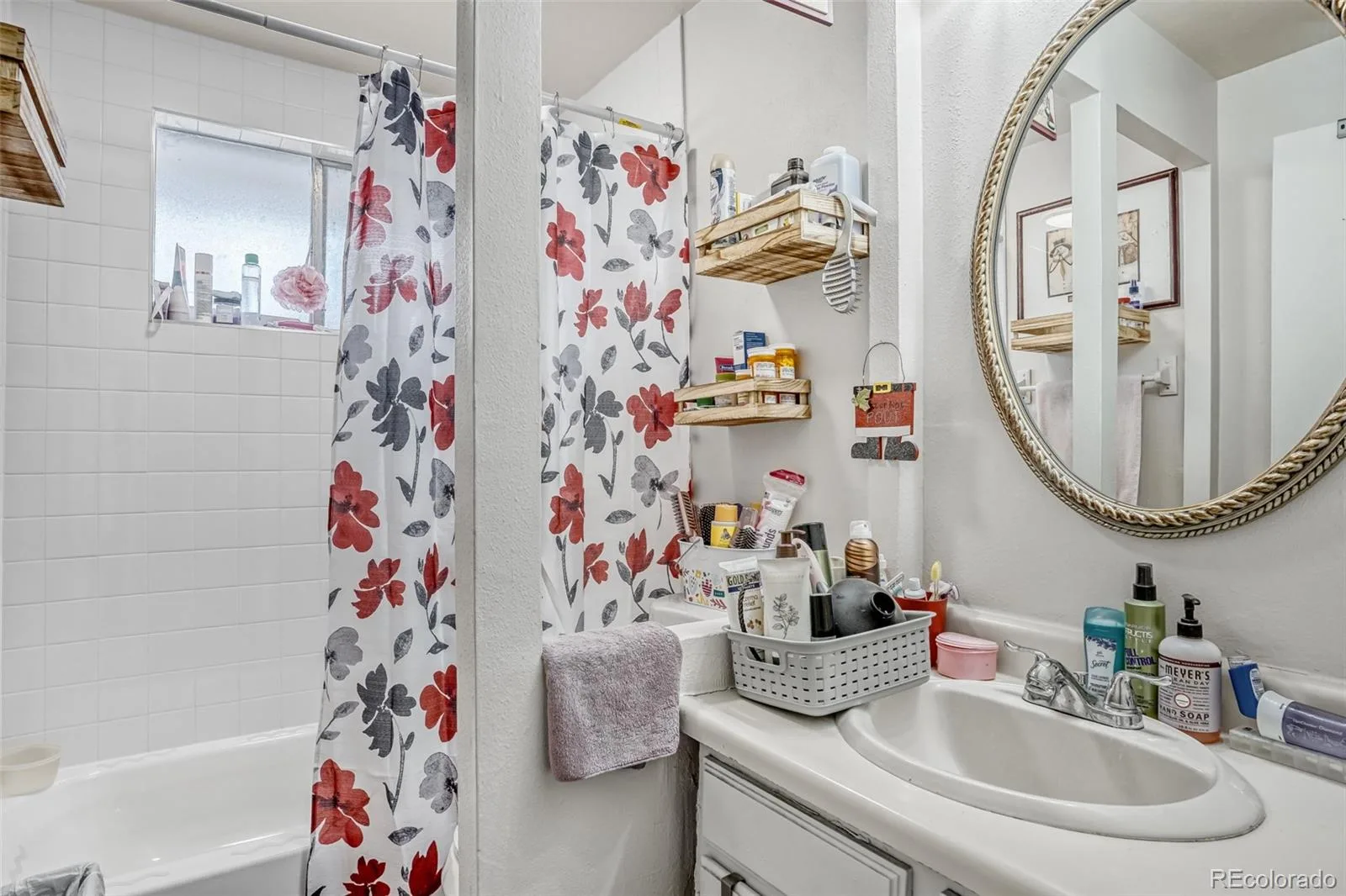 1231 Akron Street Aurora CO 80010 | MLS #REC8484174 09222026082141 1600 13