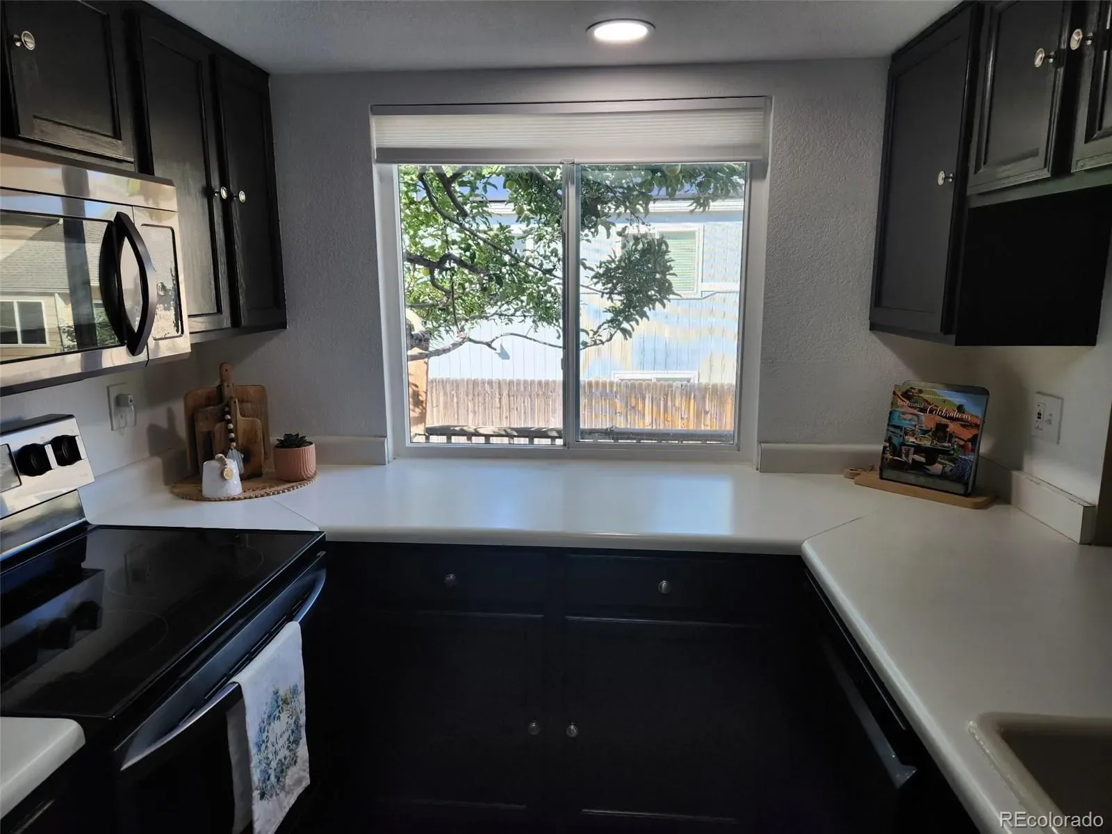 03142026005019 1600 12