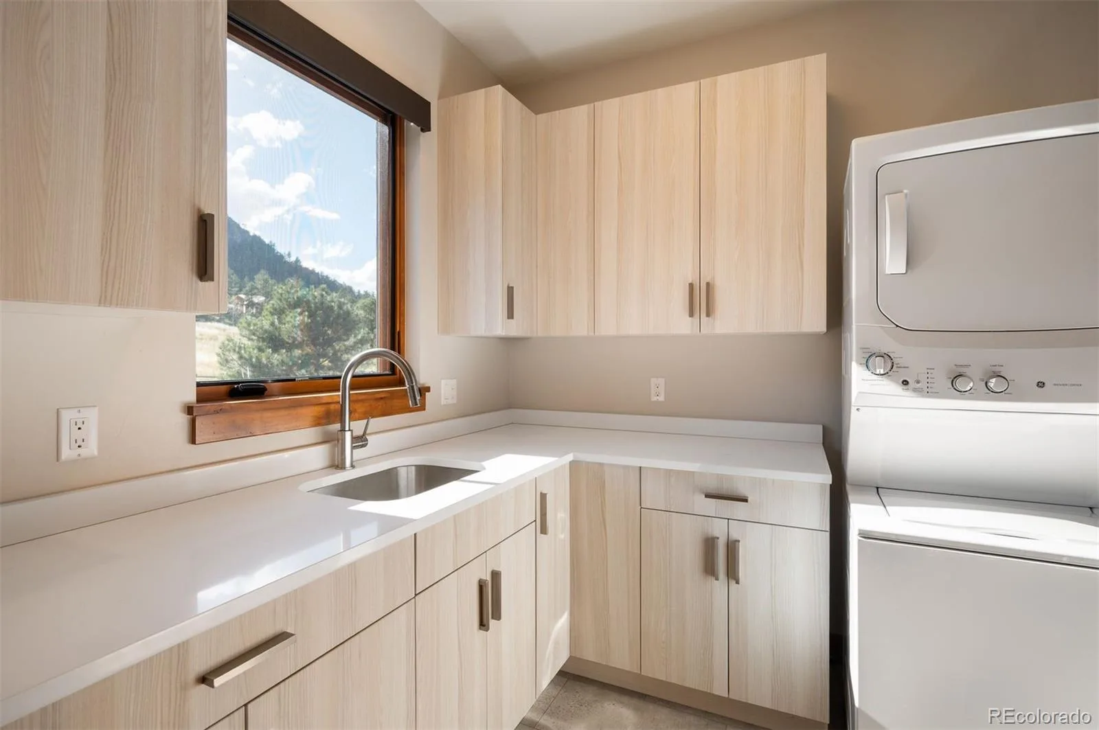 6056 Stone Creek Drive Evergreen CO 80439 | MLS #REC8486559 08072026000610 1600 38